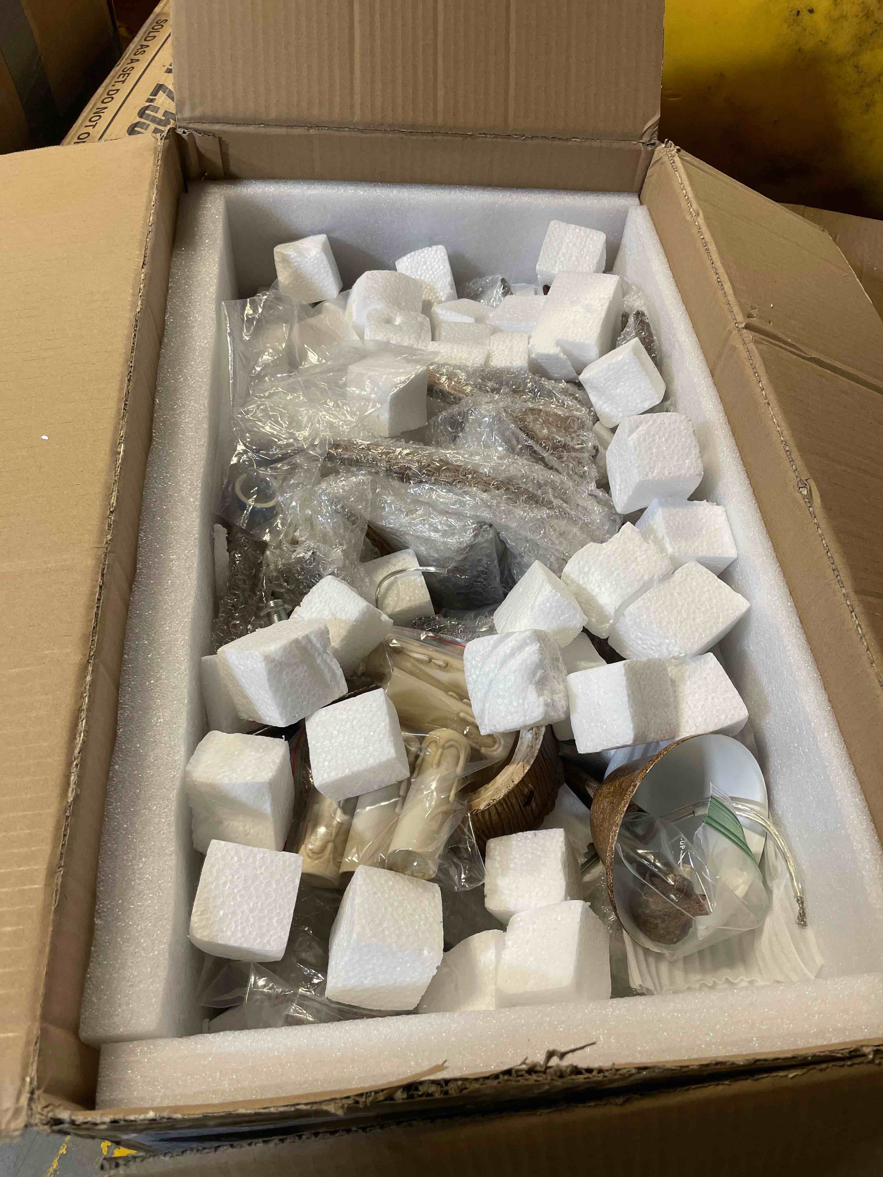 https://s3.amazonaws.com/lotting-images-prod/phillipi/GRA2153720_1756577738040.jpeg
