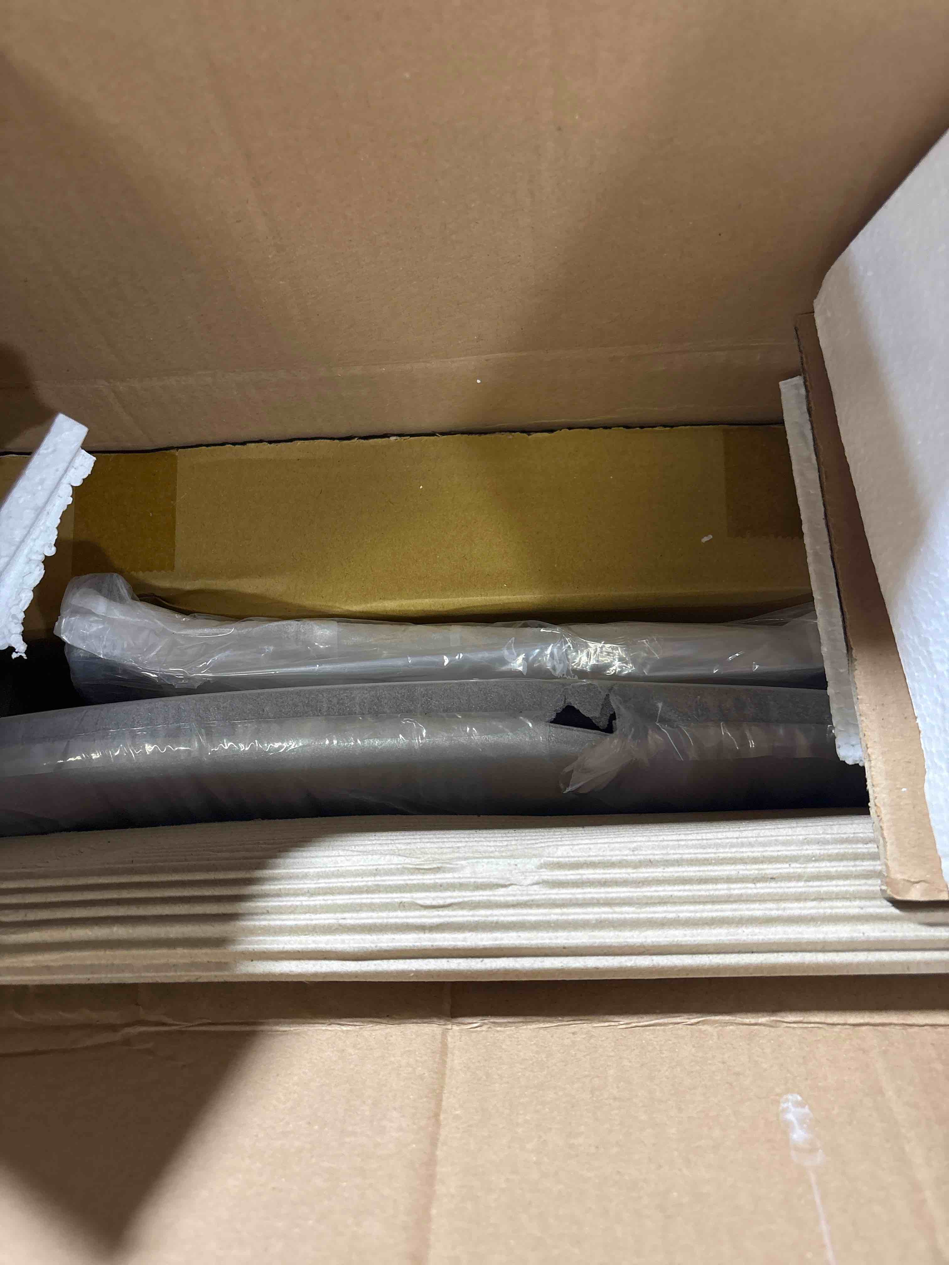https://s3.amazonaws.com/lotting-images-prod/phillipi/GRA2153782_1757704246143.jpeg