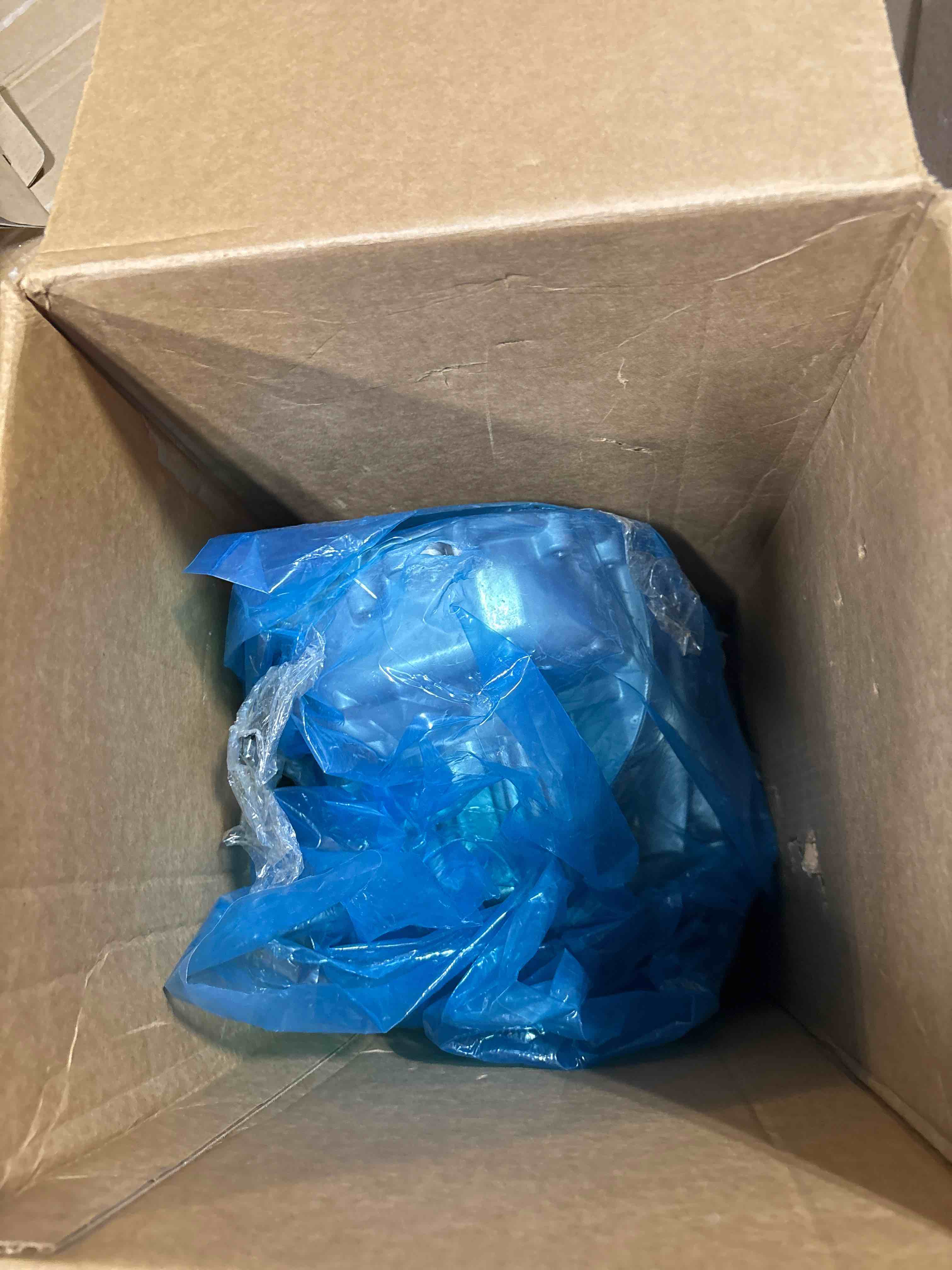 https://s3.amazonaws.com/lotting-images-prod/phillipi/GRA2153785_1758288787389.jpeg