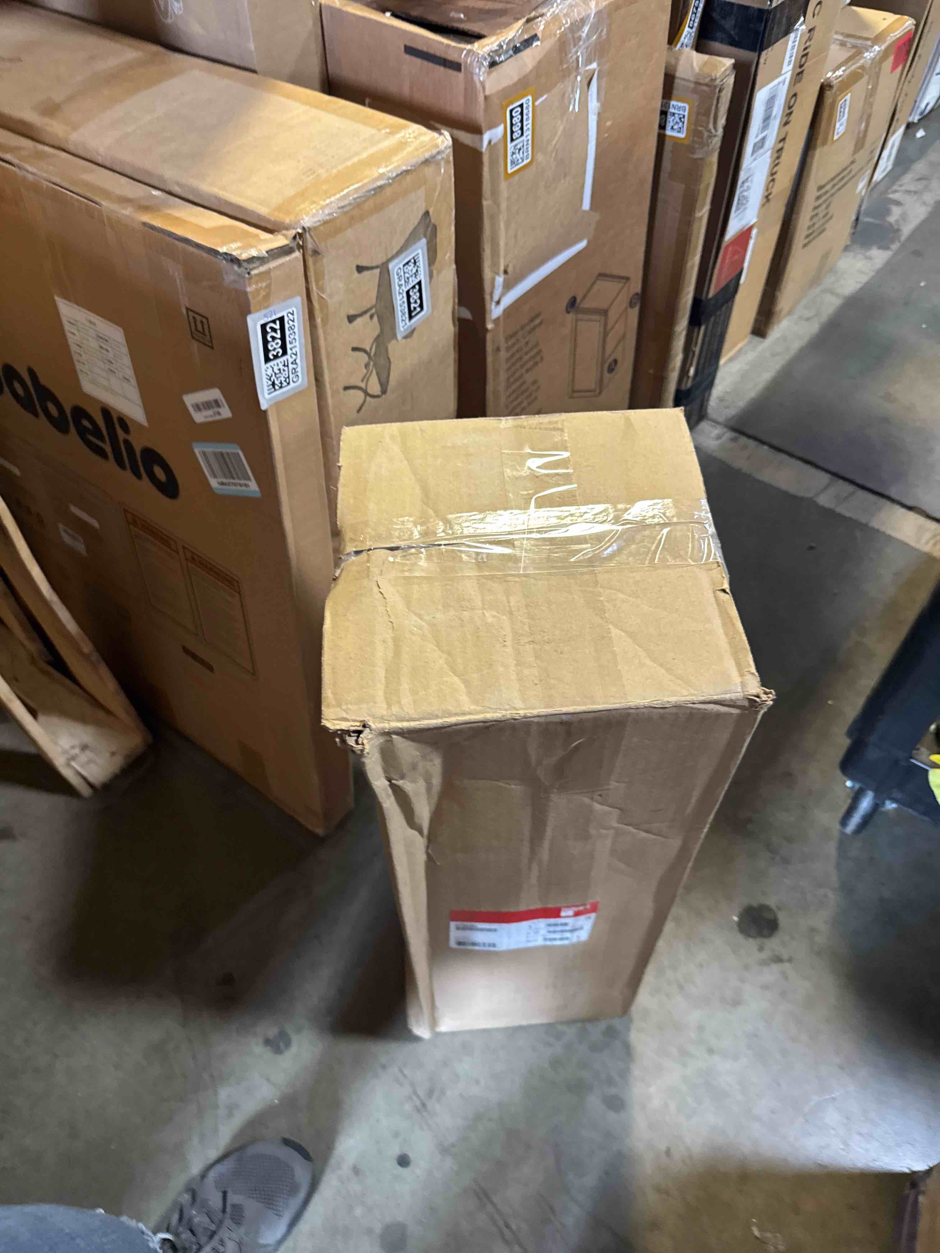 https://s3.amazonaws.com/lotting-images-prod/phillipi/GRA2153823_1758298964206.jpeg