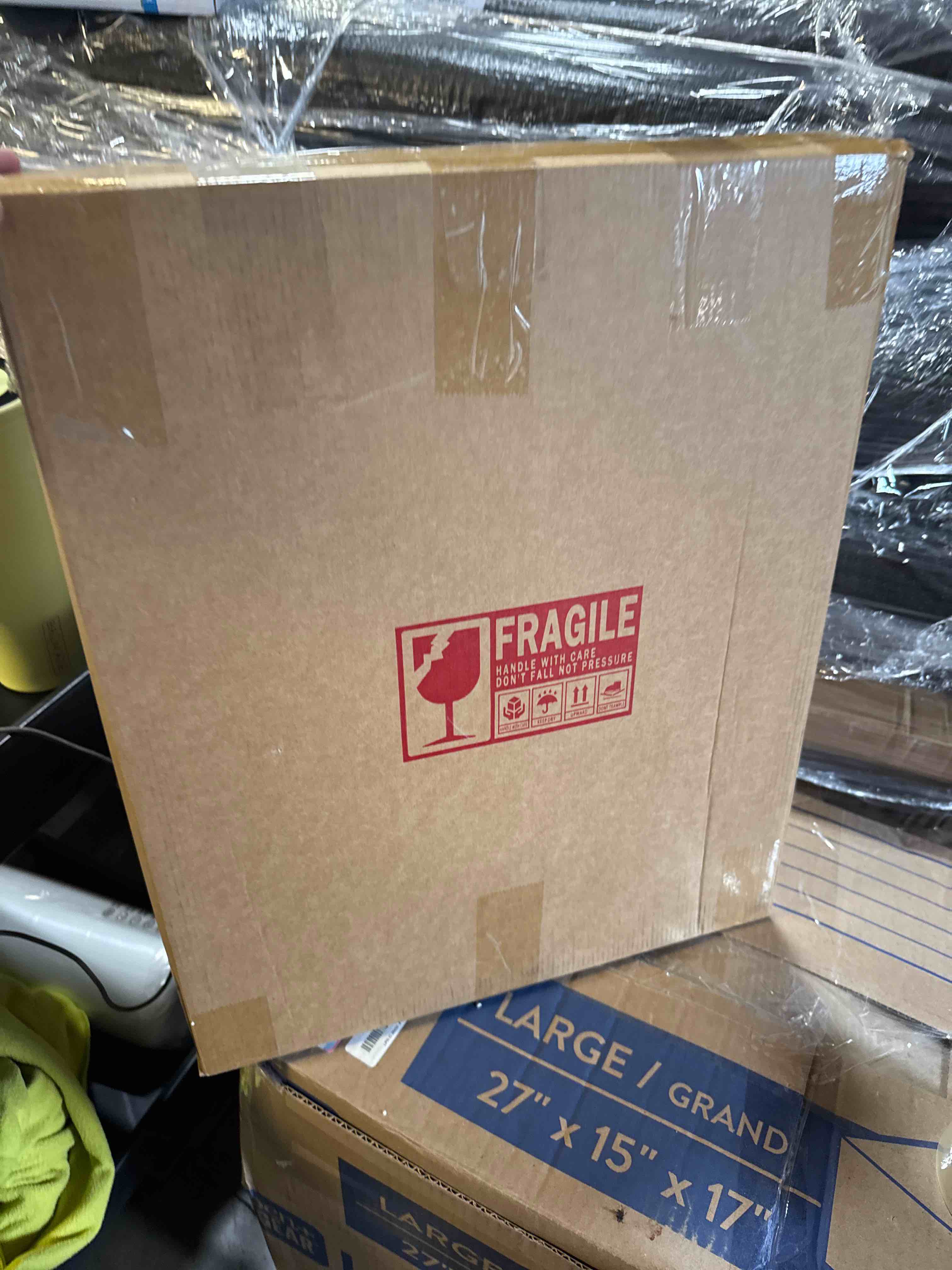 https://s3.amazonaws.com/lotting-images-prod/phillipi/GRA2153827_1758299369037.jpeg