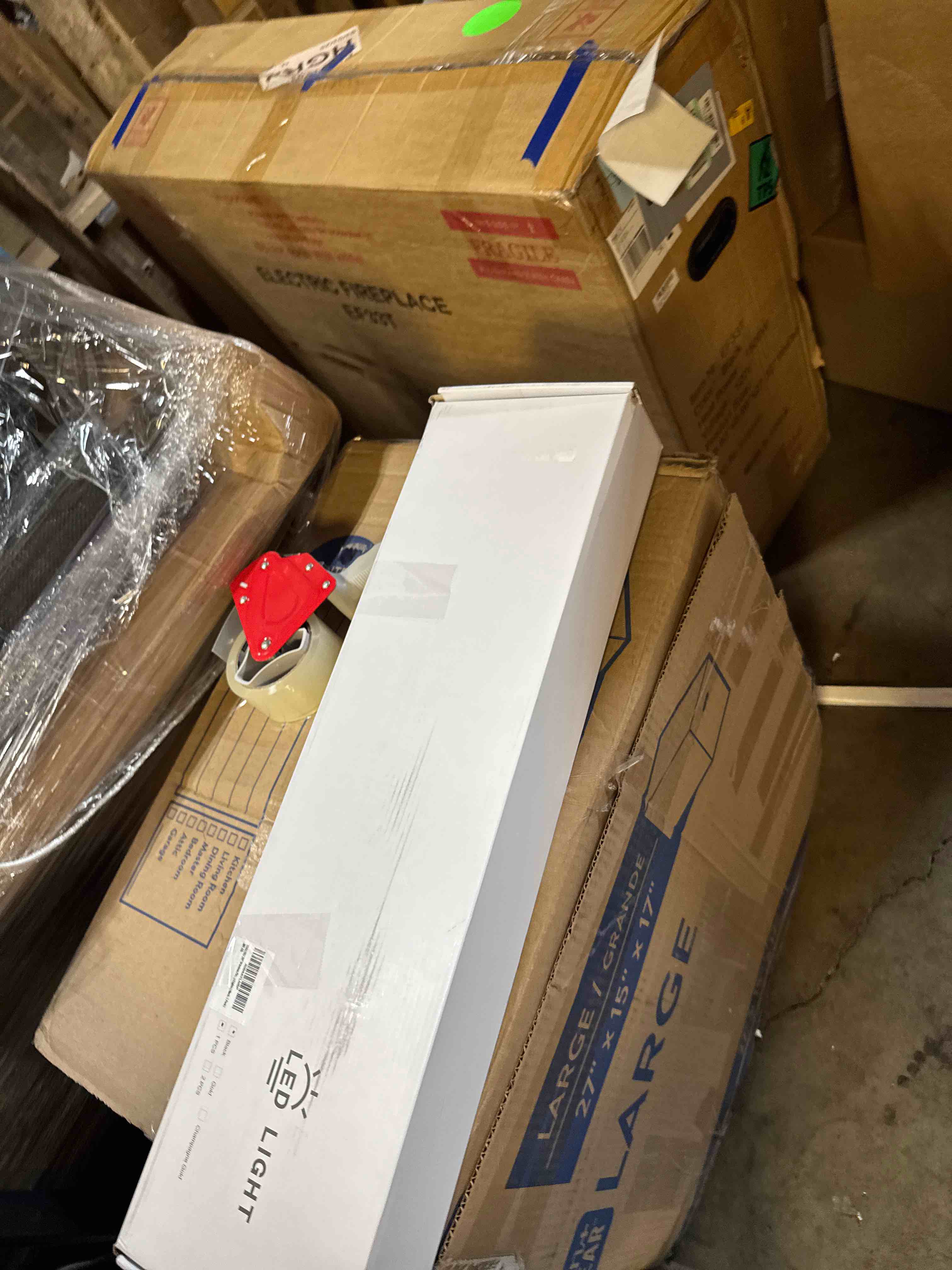 https://s3.amazonaws.com/lotting-images-prod/phillipi/GRA2153839_1758301022957.jpeg