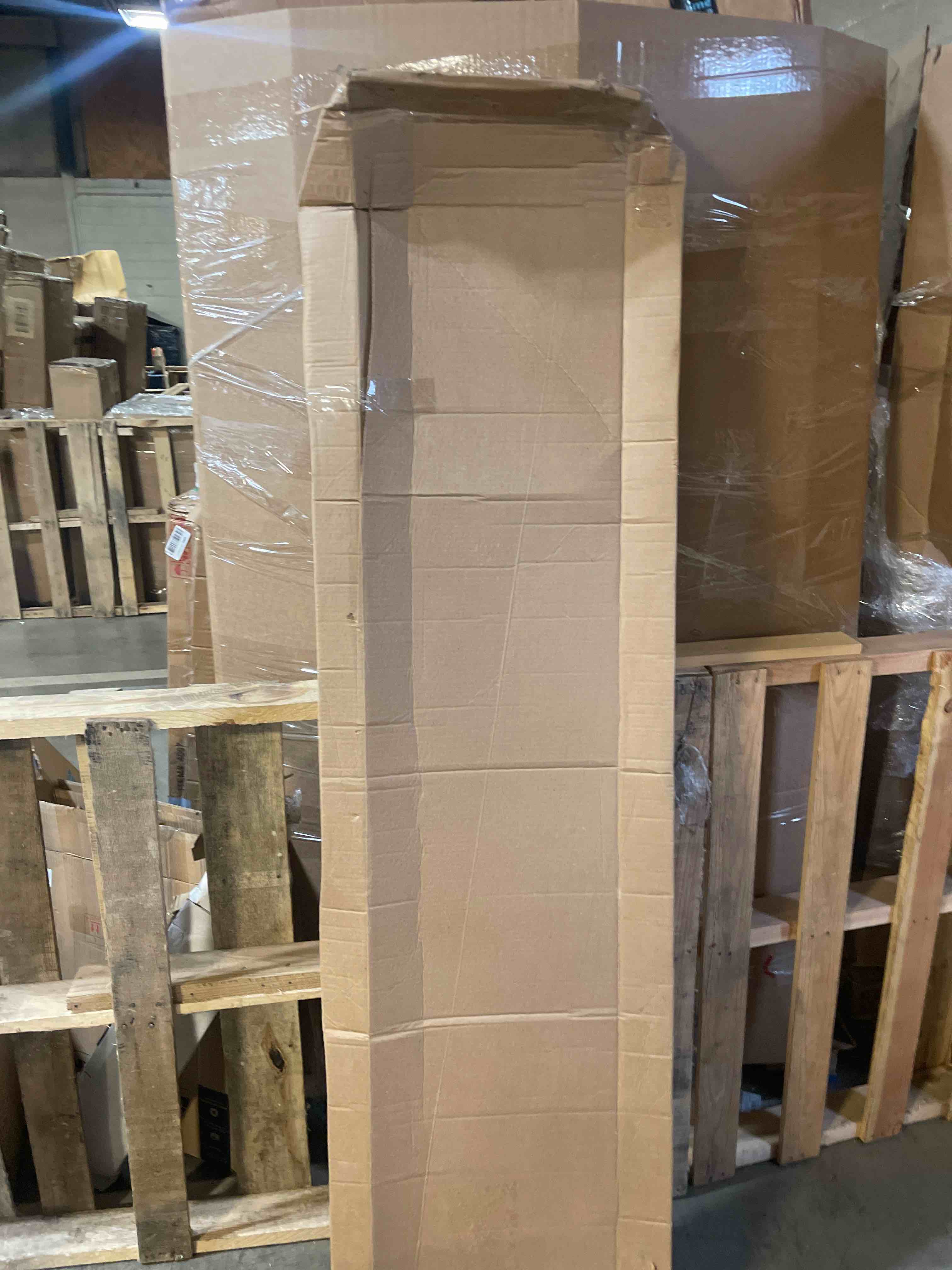 https://s3.amazonaws.com/lotting-images-prod/phillipi/GRA2153882_1758370944212.jpeg
