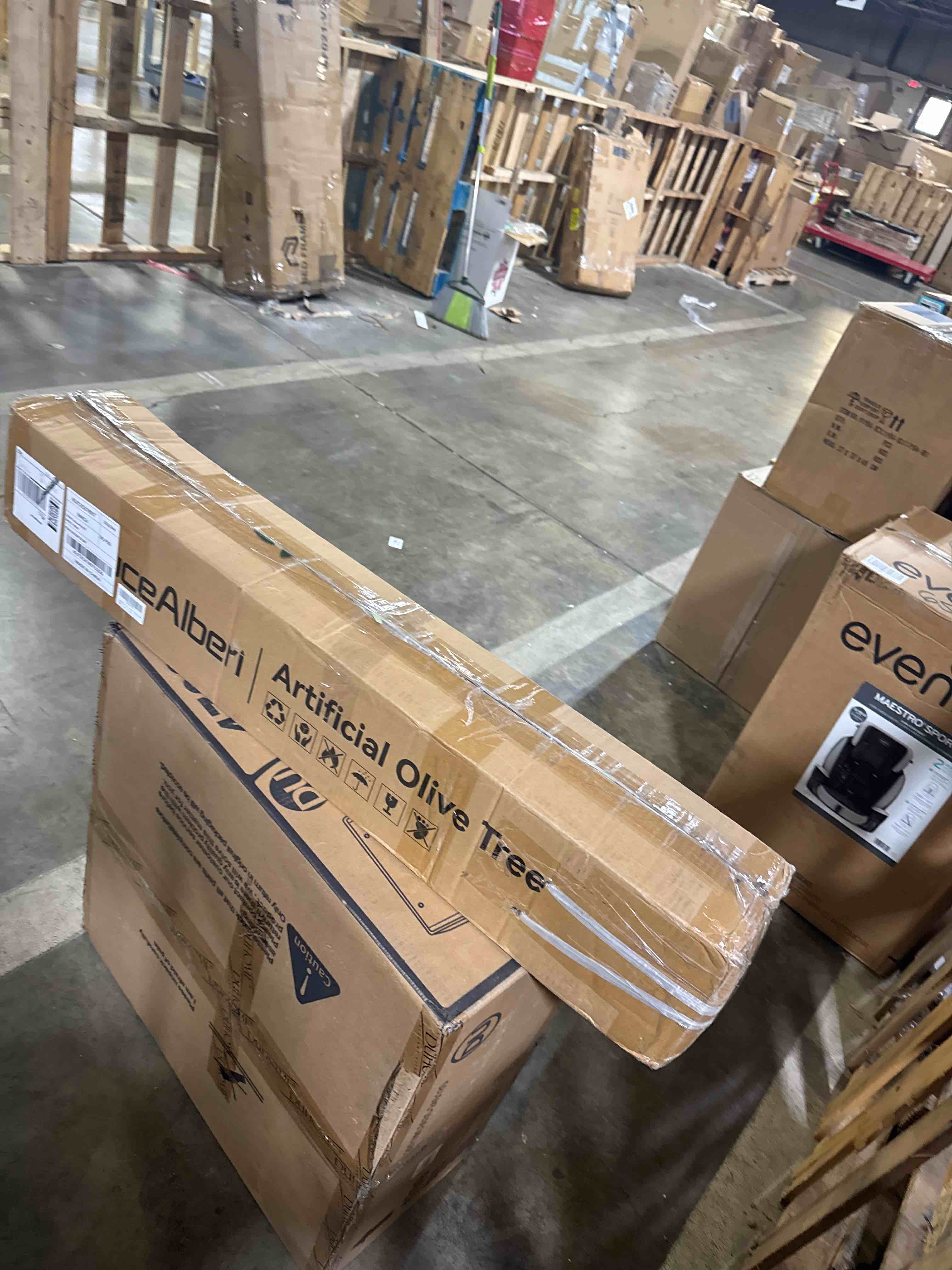 https://s3.amazonaws.com/lotting-images-prod/phillipi/GRA2153908_1758549482539.jpeg