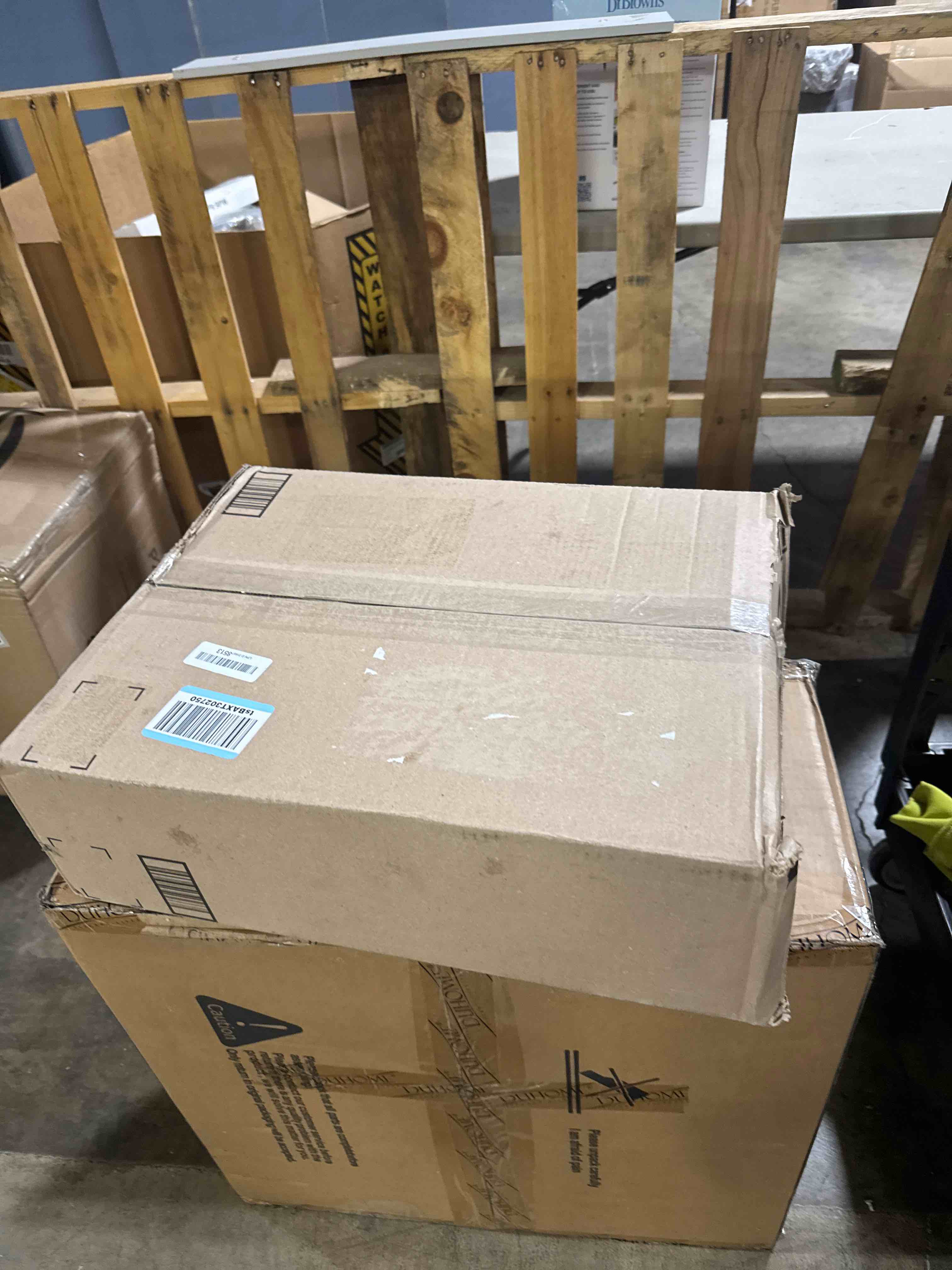 https://s3.amazonaws.com/lotting-images-prod/phillipi/GRA2153917_1758550502322.jpeg