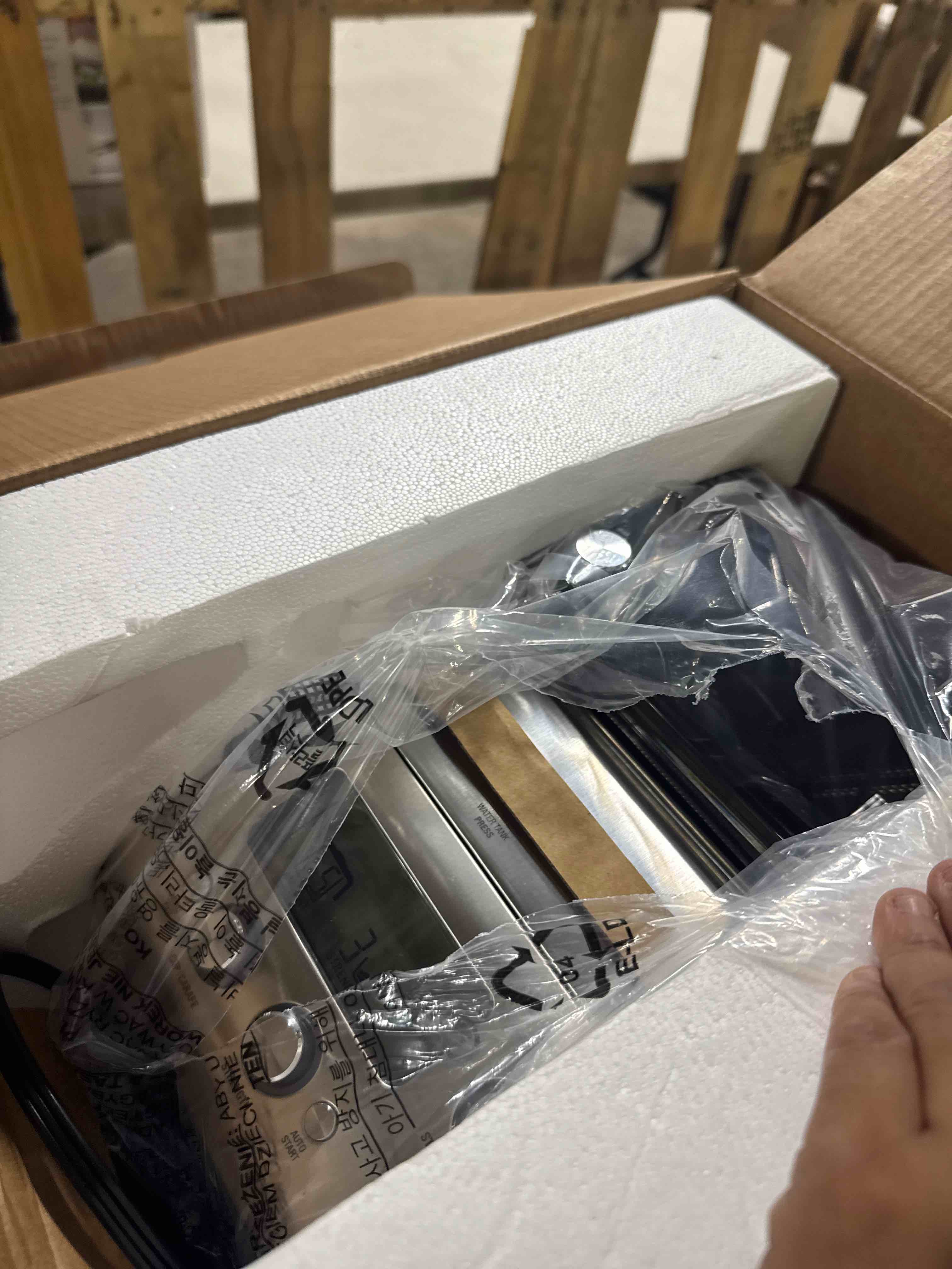 https://s3.amazonaws.com/lotting-images-prod/phillipi/GRA2153918_1758550579566.jpeg