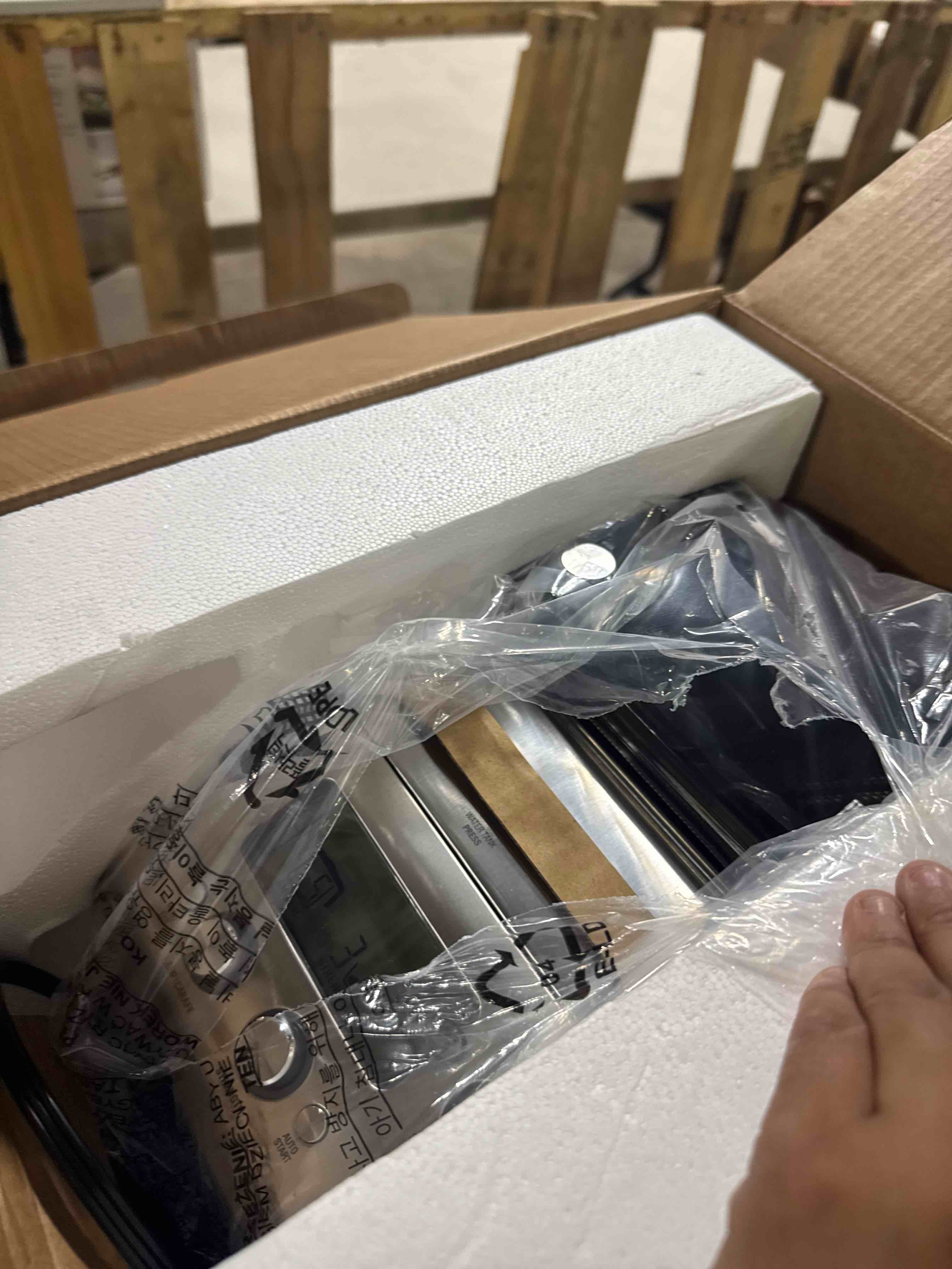https://s3.amazonaws.com/lotting-images-prod/phillipi/GRA2153918_1758550580486.jpeg