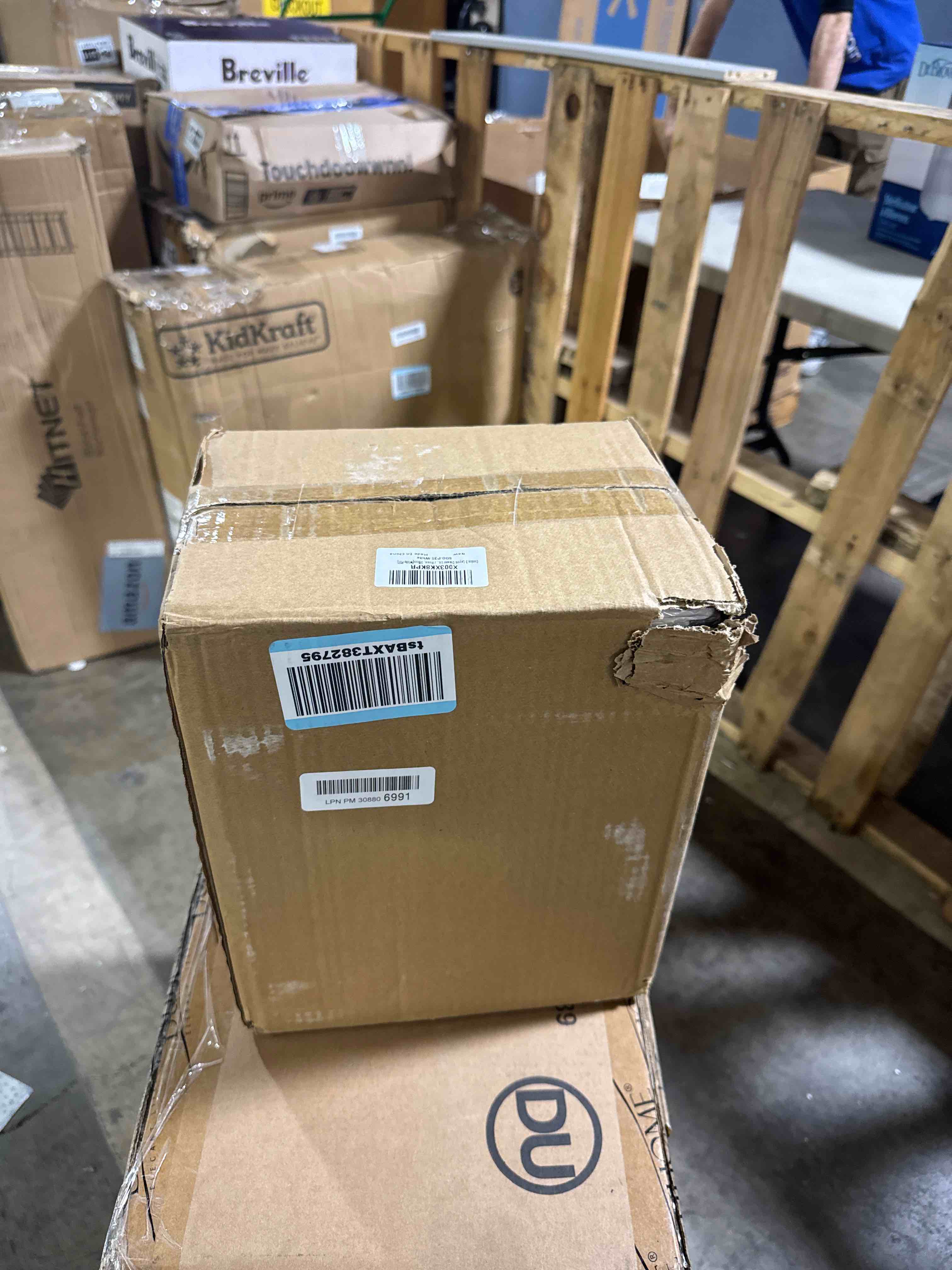 https://s3.amazonaws.com/lotting-images-prod/phillipi/GRA2153927_1758551661363.jpeg