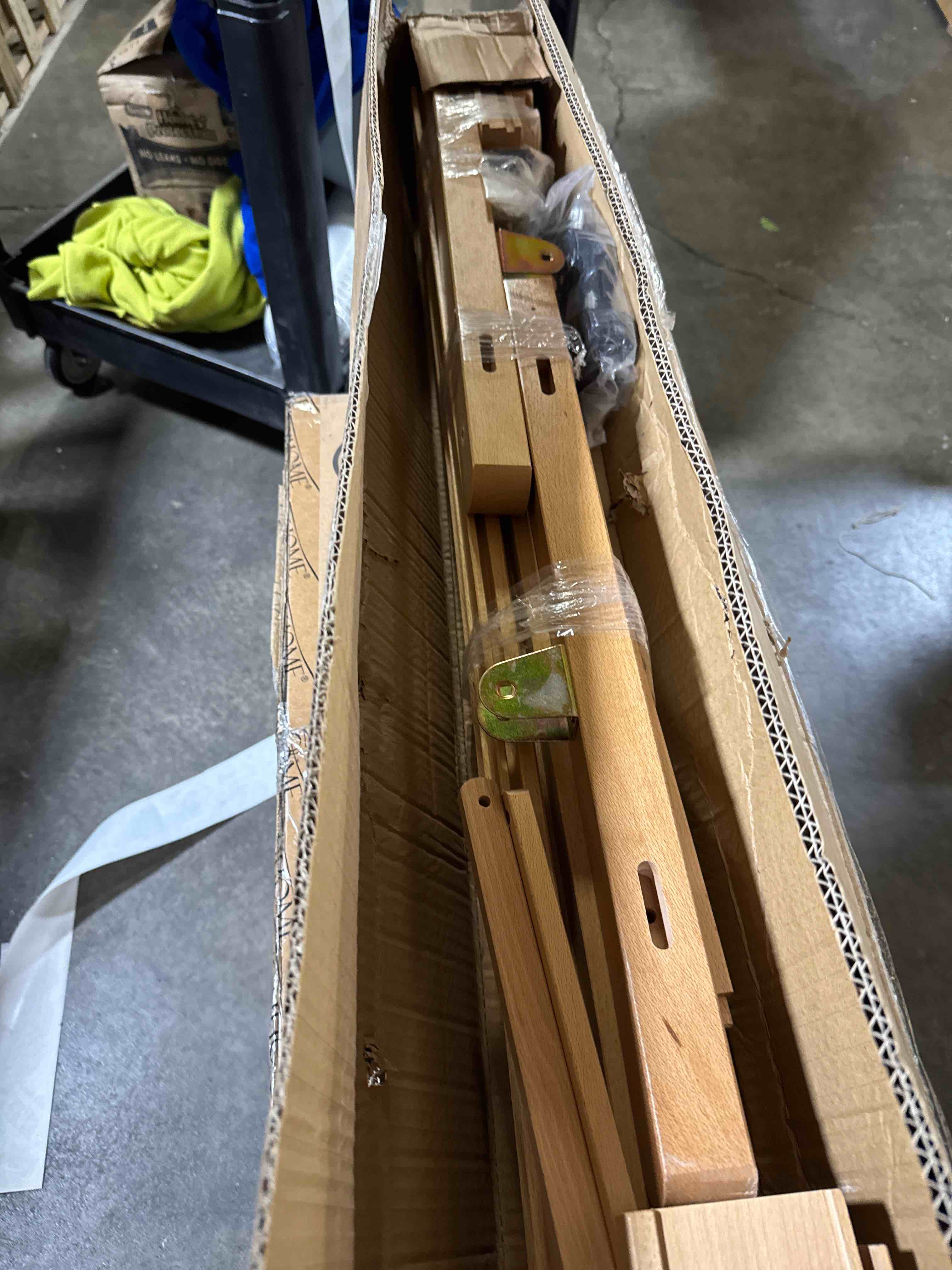 https://s3.amazonaws.com/lotting-images-prod/phillipi/GRA2153957_1758556355649.jpeg