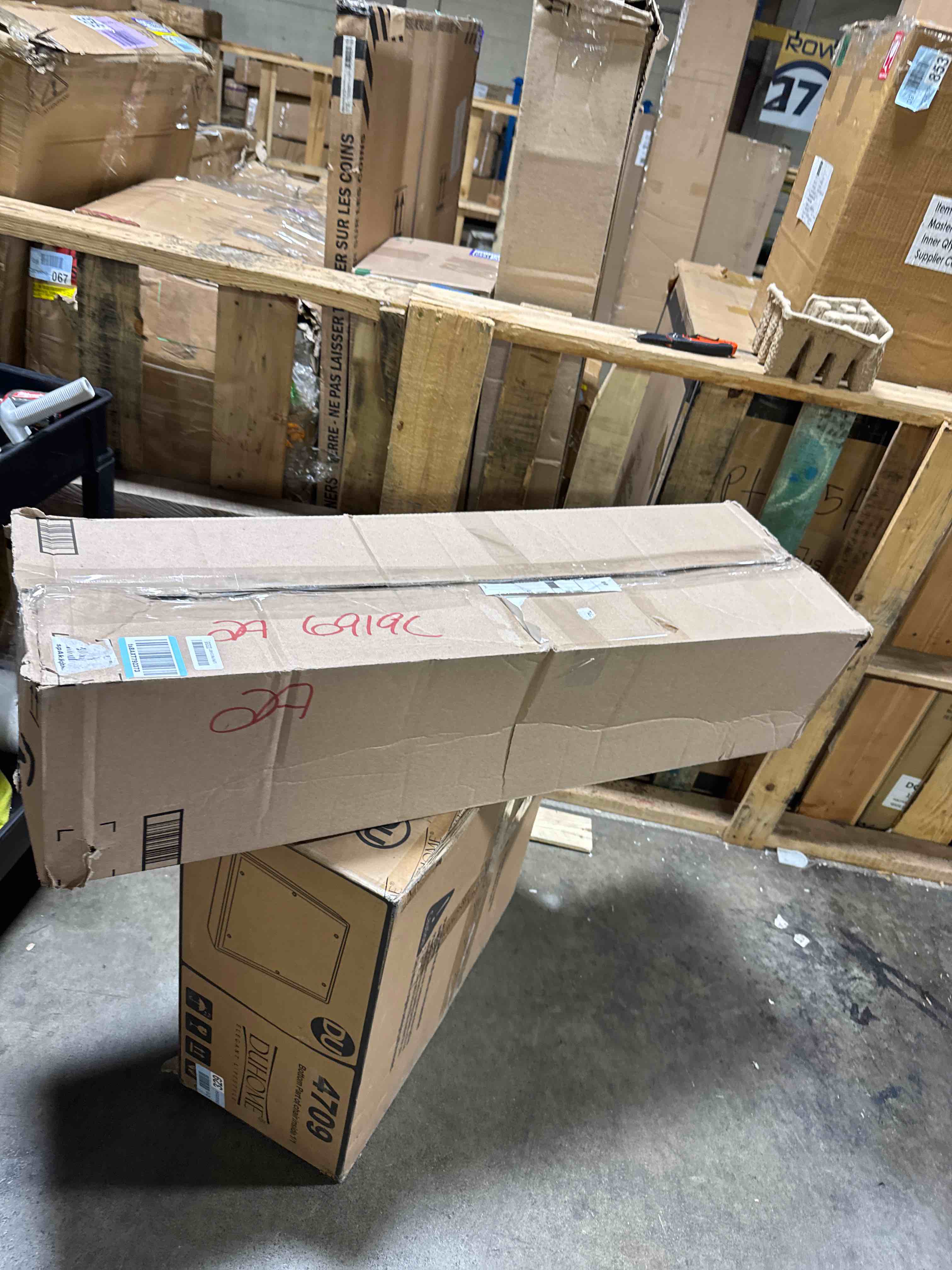 https://s3.amazonaws.com/lotting-images-prod/phillipi/GRA2153969_1758717382903.jpeg