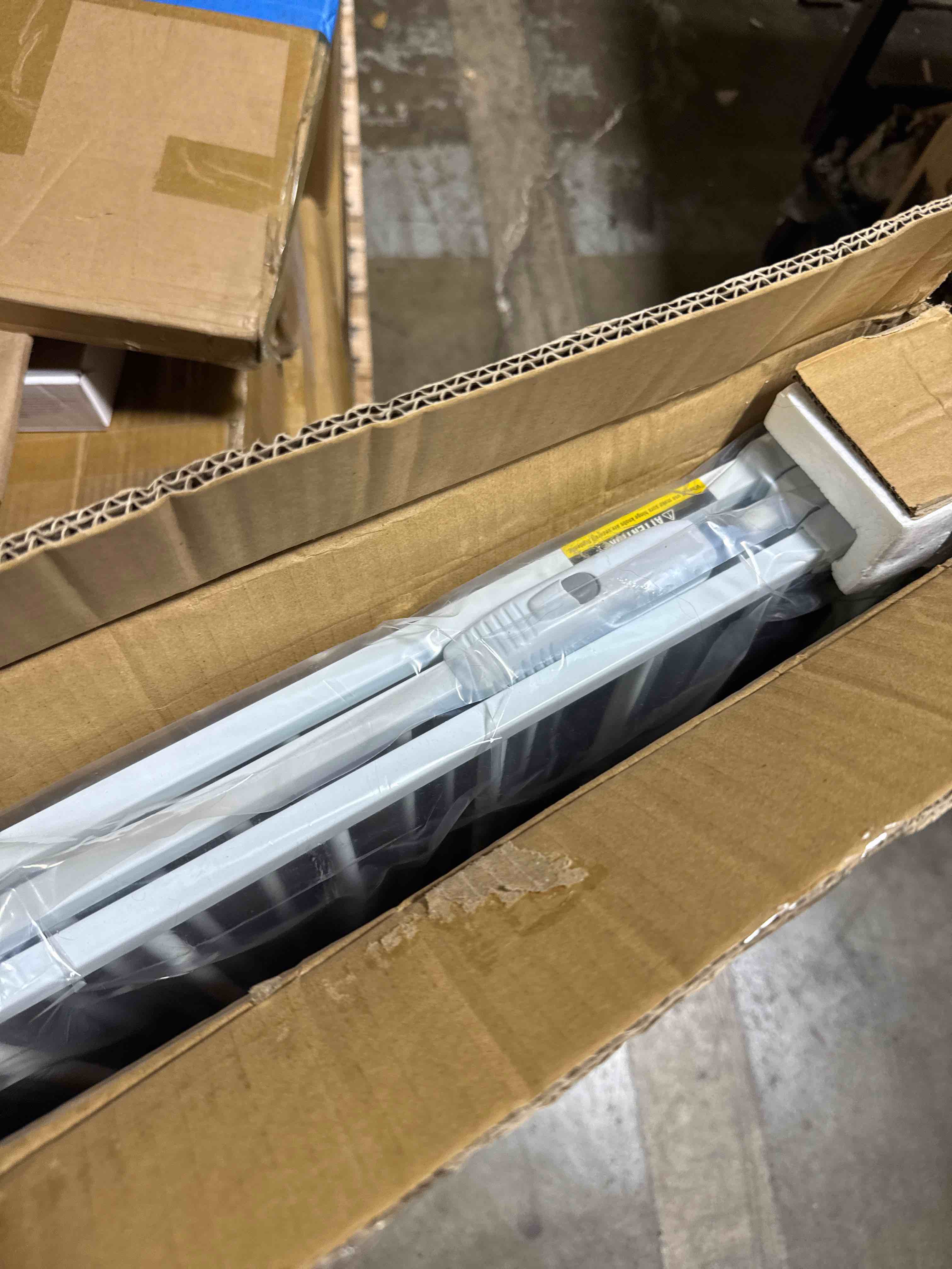 https://s3.amazonaws.com/lotting-images-prod/phillipi/GRA2153973_1758717749061.jpeg