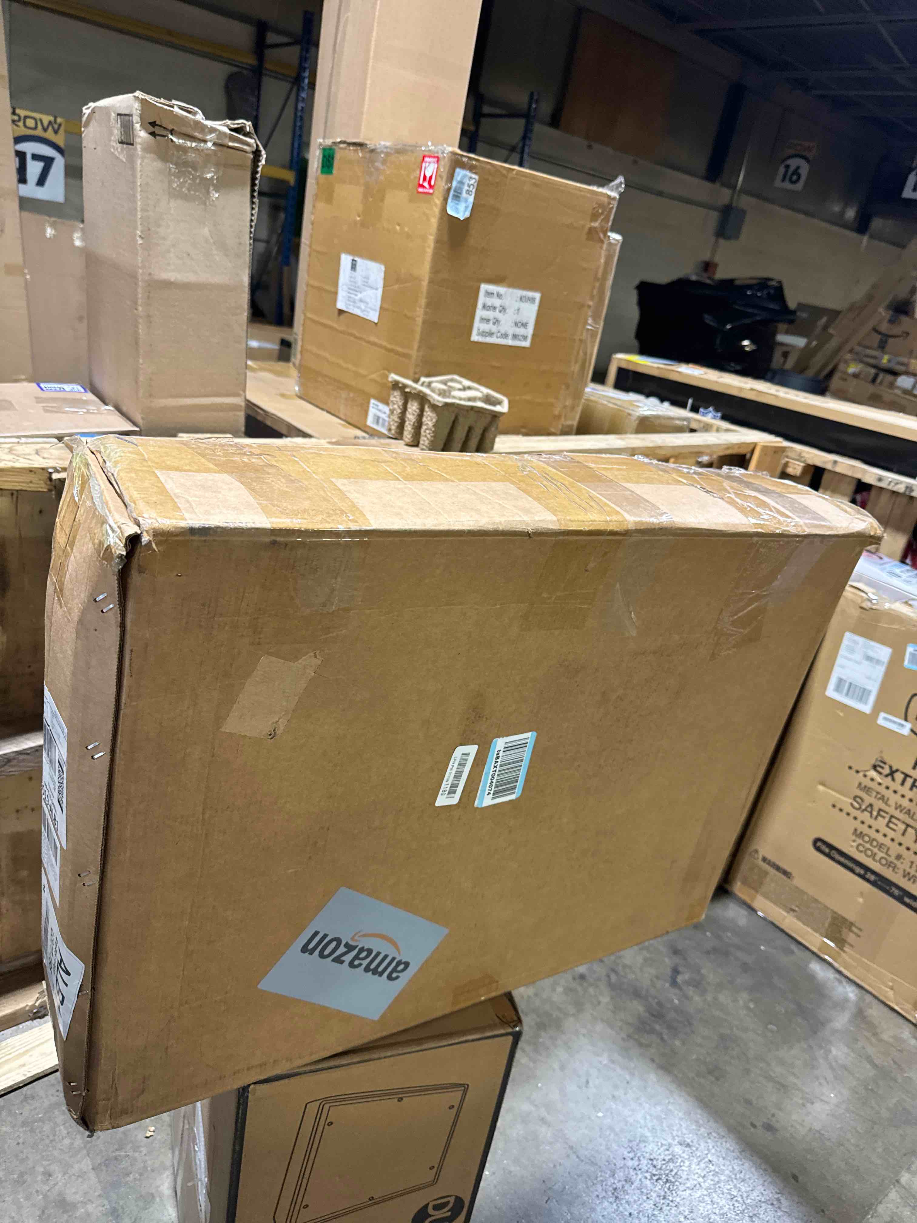 https://s3.amazonaws.com/lotting-images-prod/phillipi/GRA2153974_1758717899185.jpeg