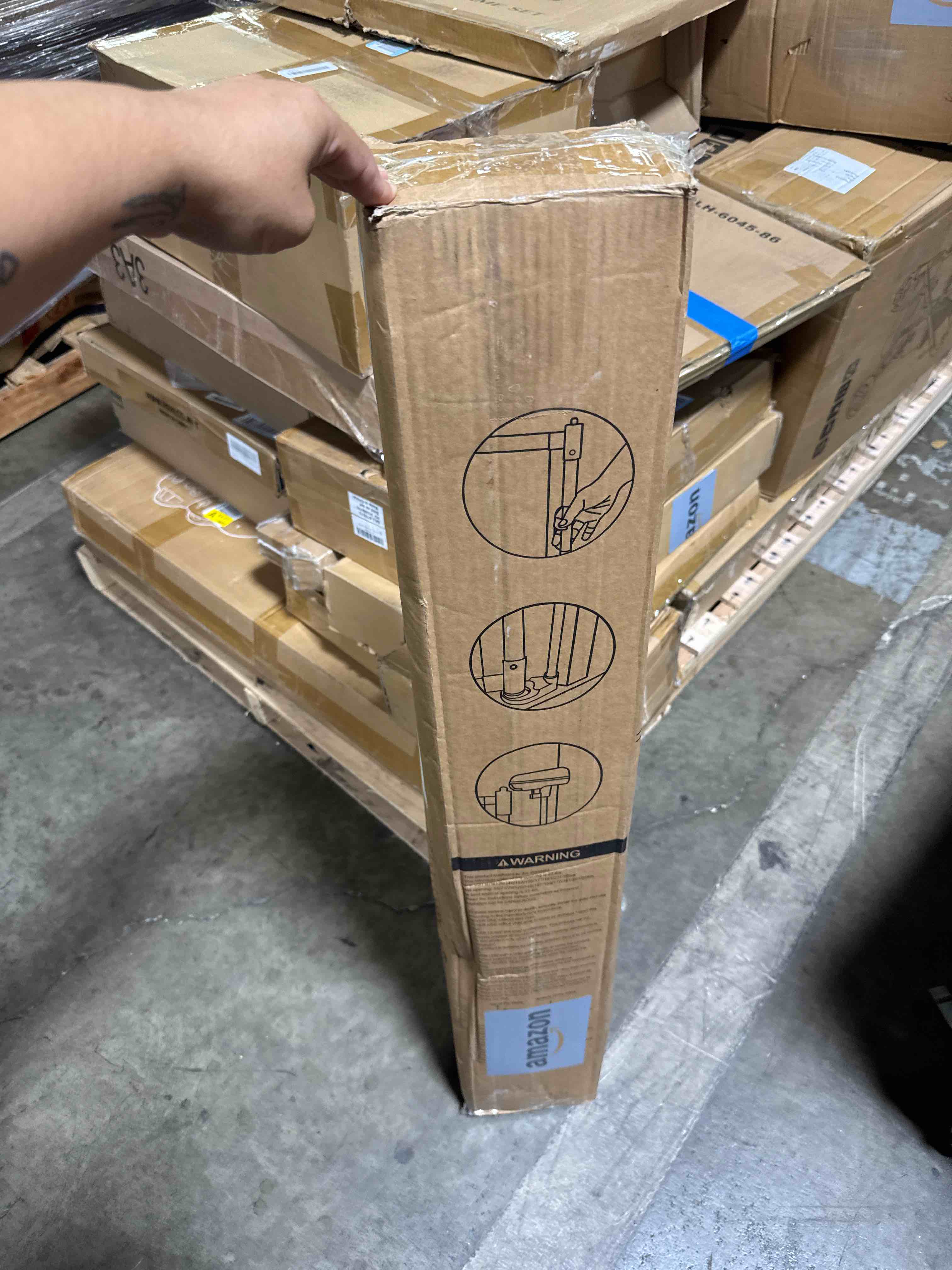 https://s3.amazonaws.com/lotting-images-prod/phillipi/GRA2153980_1758719064225.jpeg
