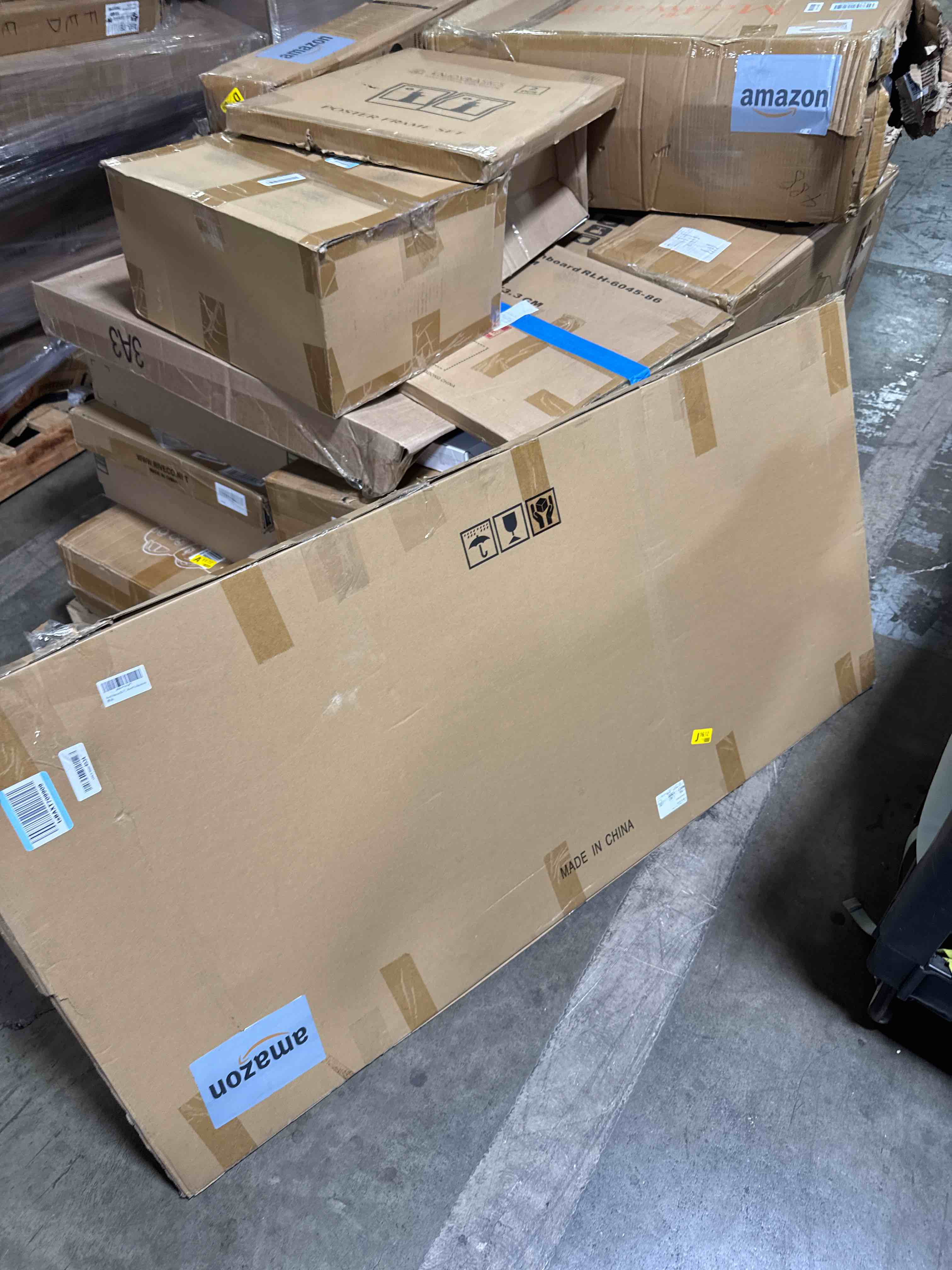 https://s3.amazonaws.com/lotting-images-prod/phillipi/GRA2153981_1758718946270.jpeg