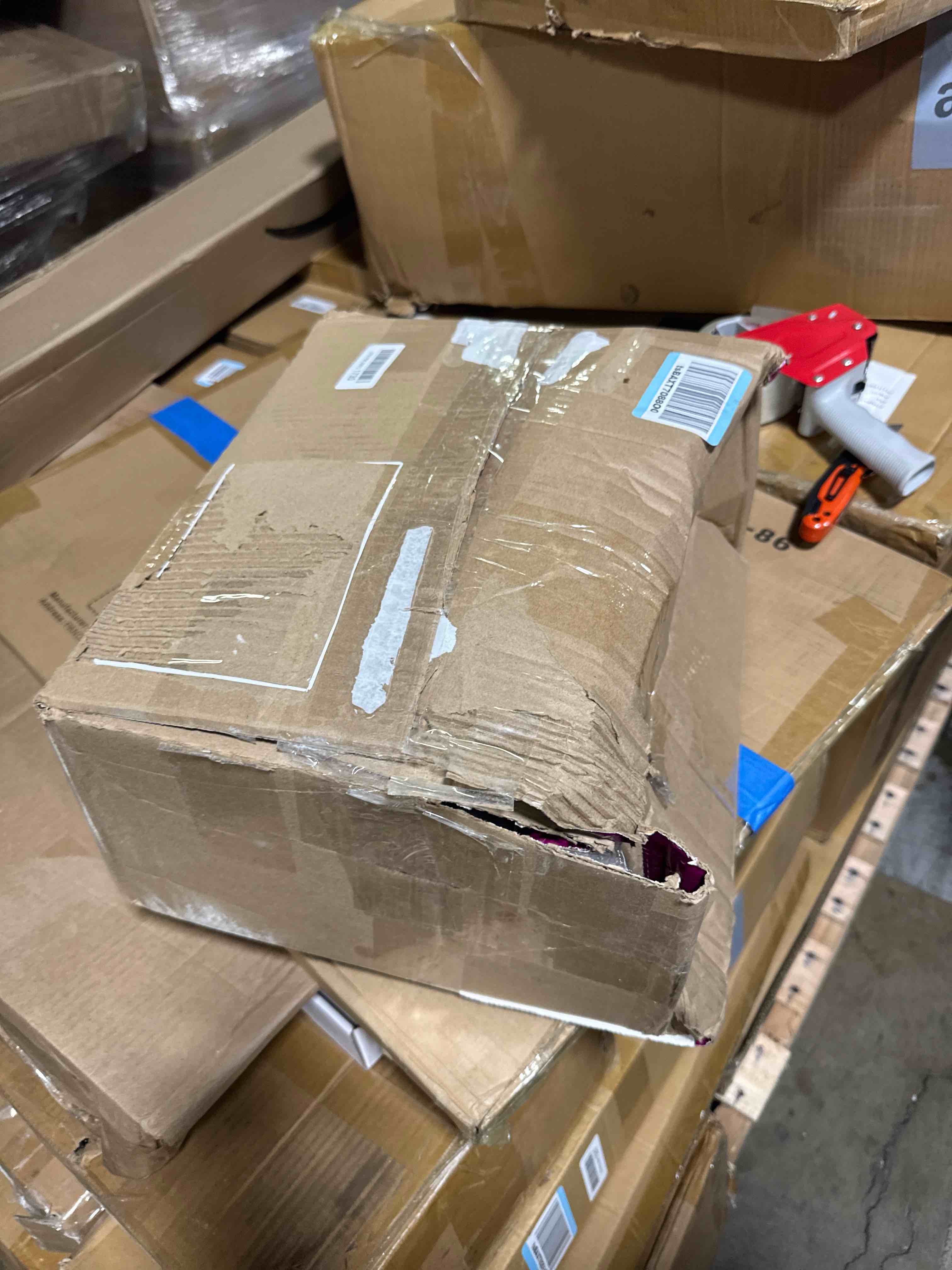 https://s3.amazonaws.com/lotting-images-prod/phillipi/GRA2153984_1758719492824.jpeg