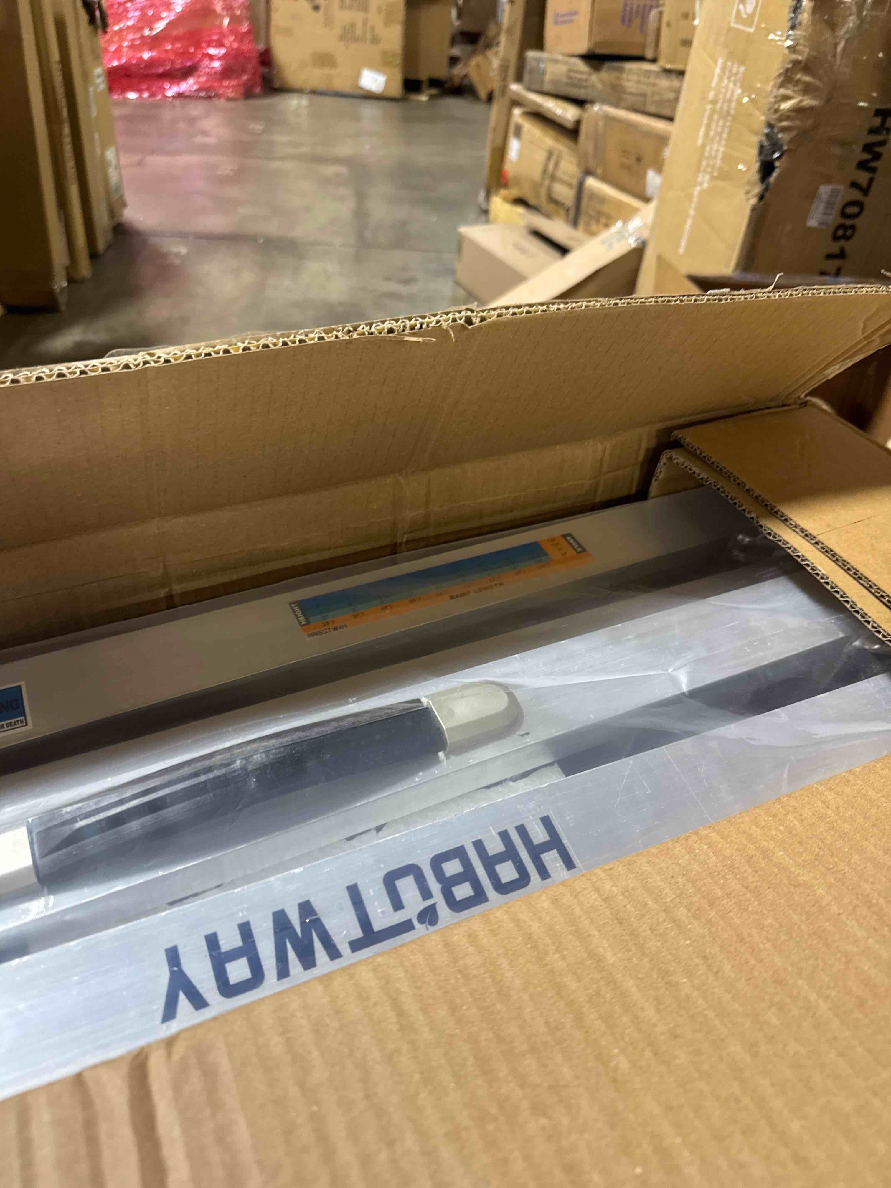 https://s3.amazonaws.com/lotting-images-prod/phillipi/GRA2154015_1758724180428.jpeg