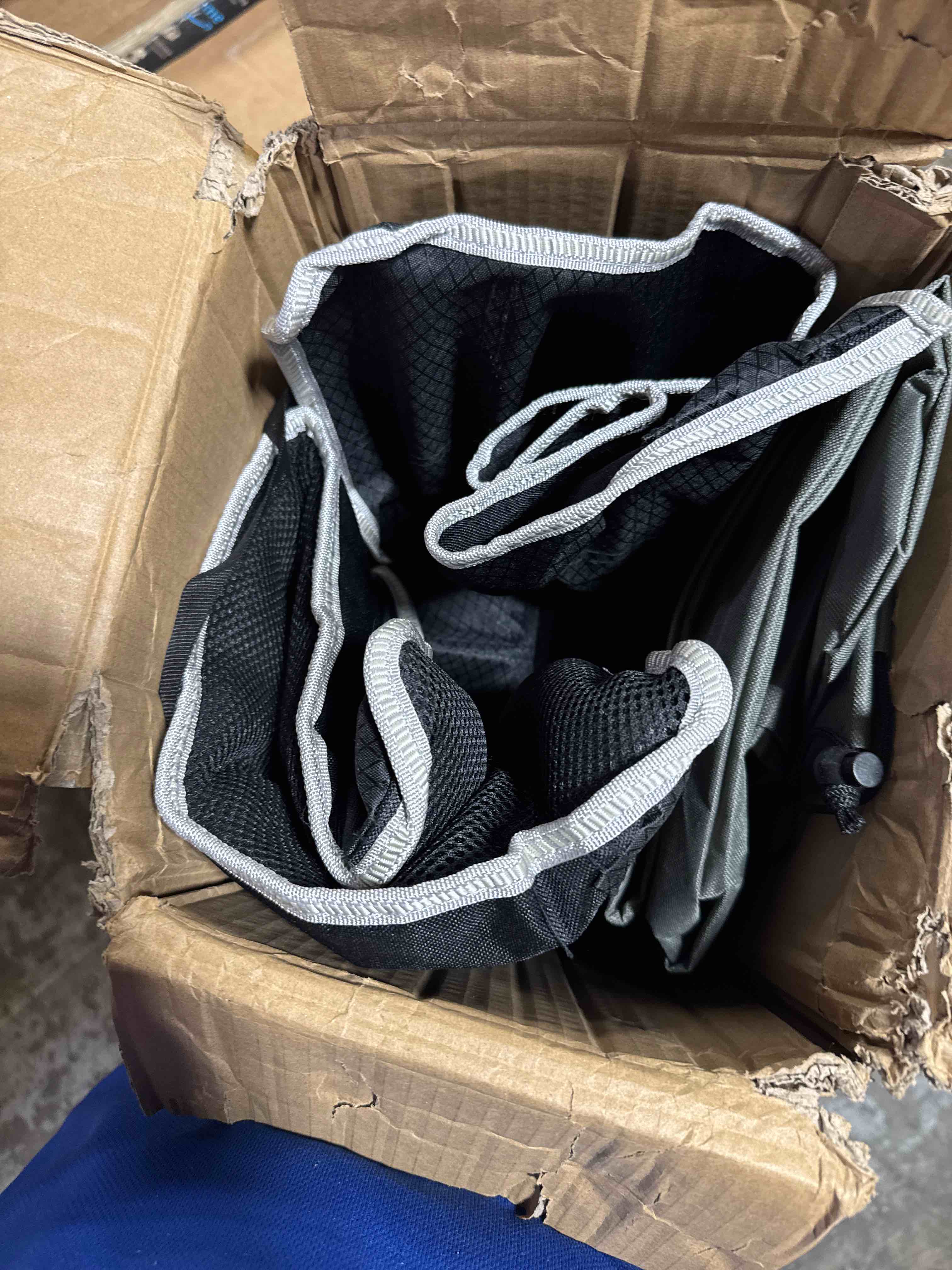 https://s3.amazonaws.com/lotting-images-prod/phillipi/GRA2154032_1758811442753.jpeg