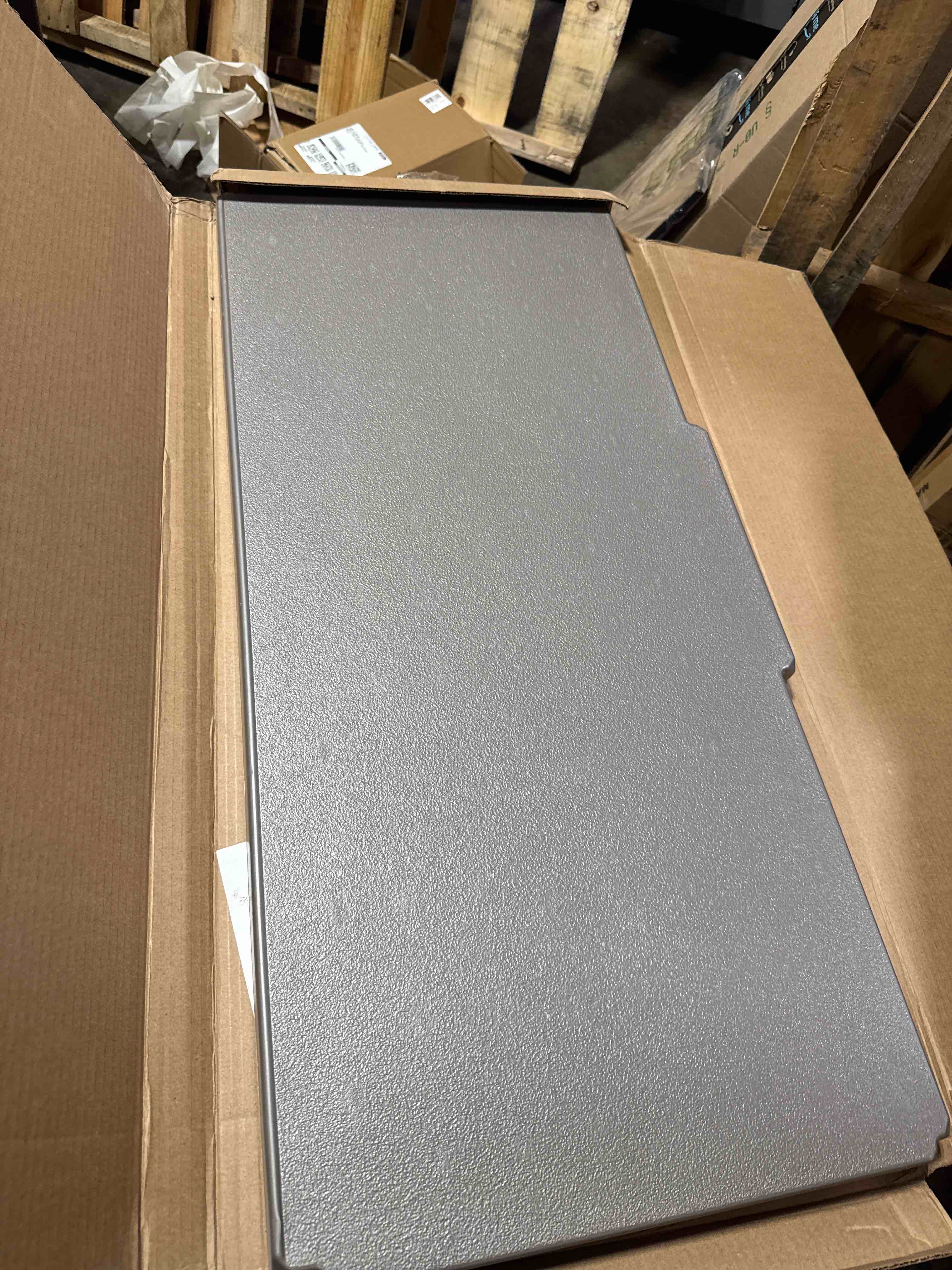 https://s3.amazonaws.com/lotting-images-prod/phillipi/GRA2154033_1758811547879.jpeg