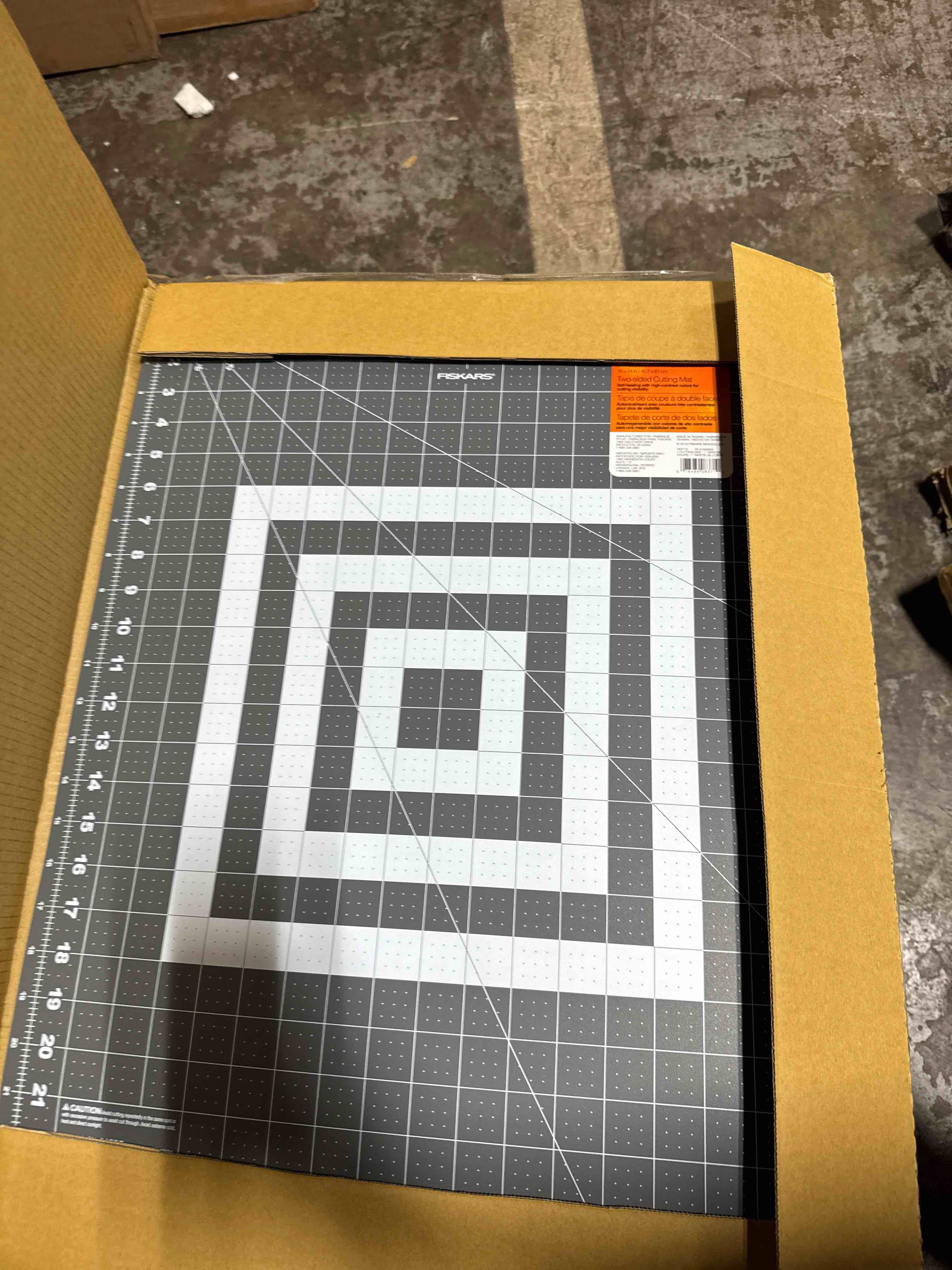 https://s3.amazonaws.com/lotting-images-prod/phillipi/GRA2154036_1758811782121.jpeg