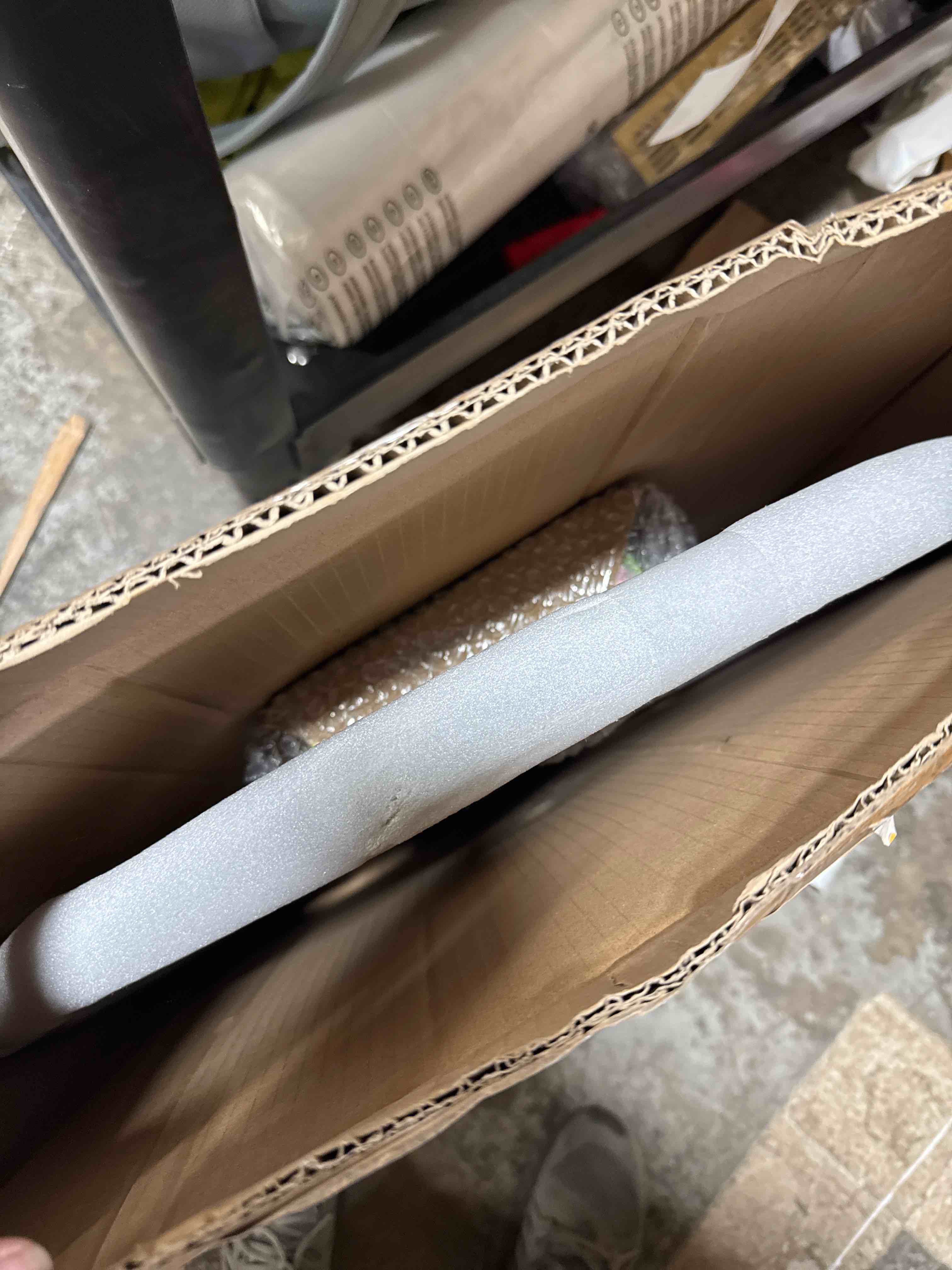 https://s3.amazonaws.com/lotting-images-prod/phillipi/GRA2154041_1758812421018.jpeg