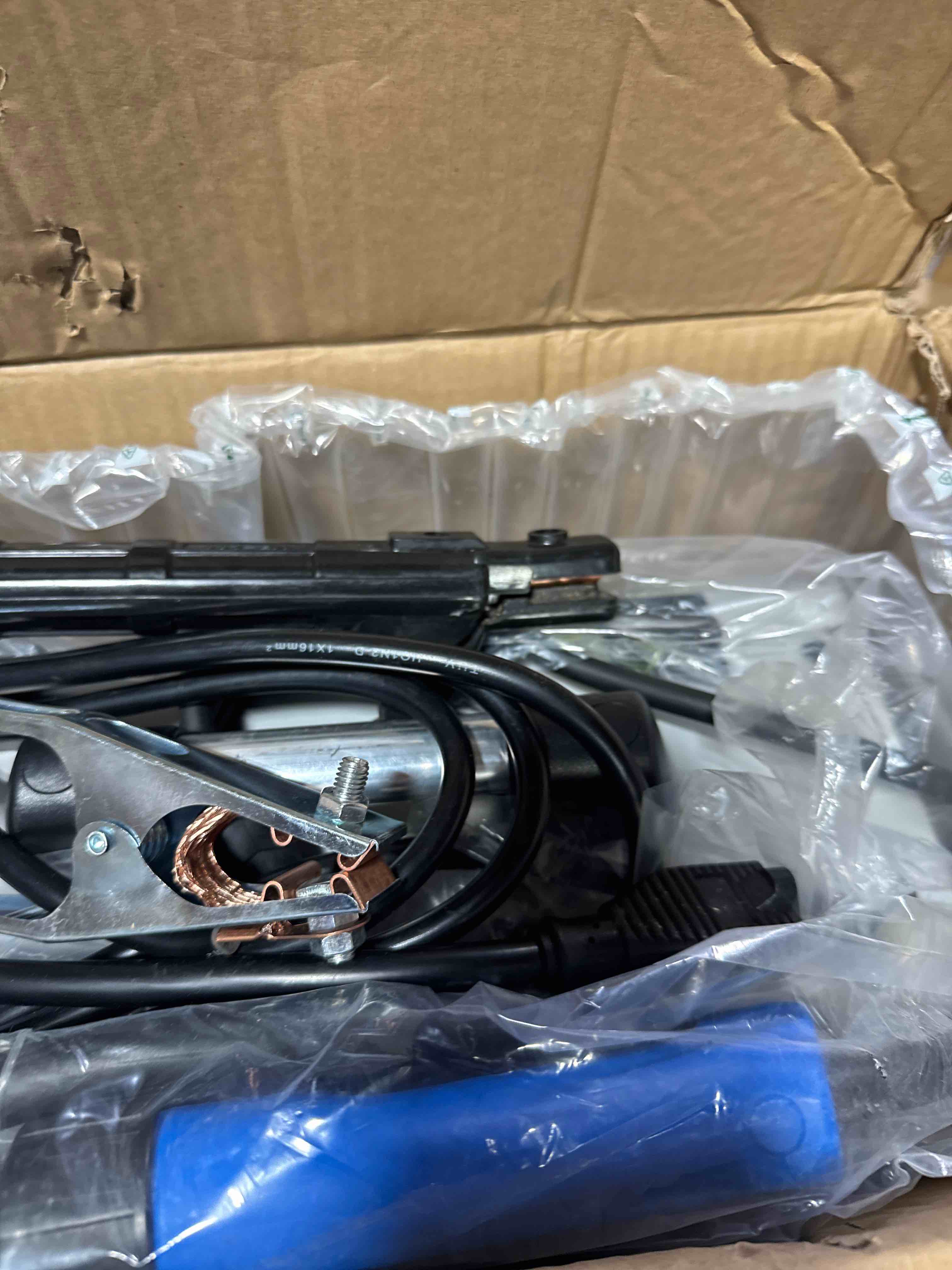 https://s3.amazonaws.com/lotting-images-prod/phillipi/GRA2154046_1758813116973.jpeg