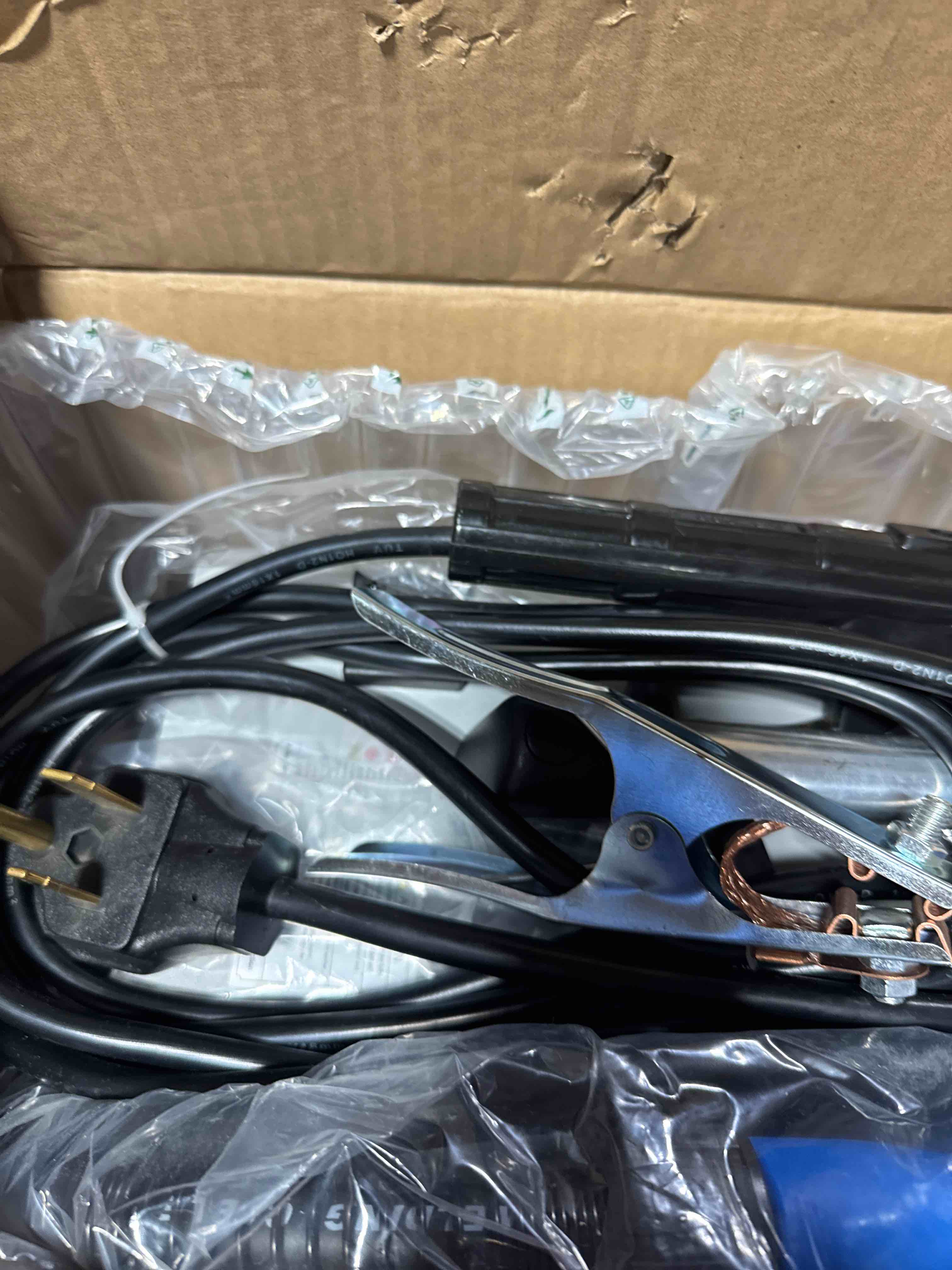 https://s3.amazonaws.com/lotting-images-prod/phillipi/GRA2154046_1758813117895.jpeg