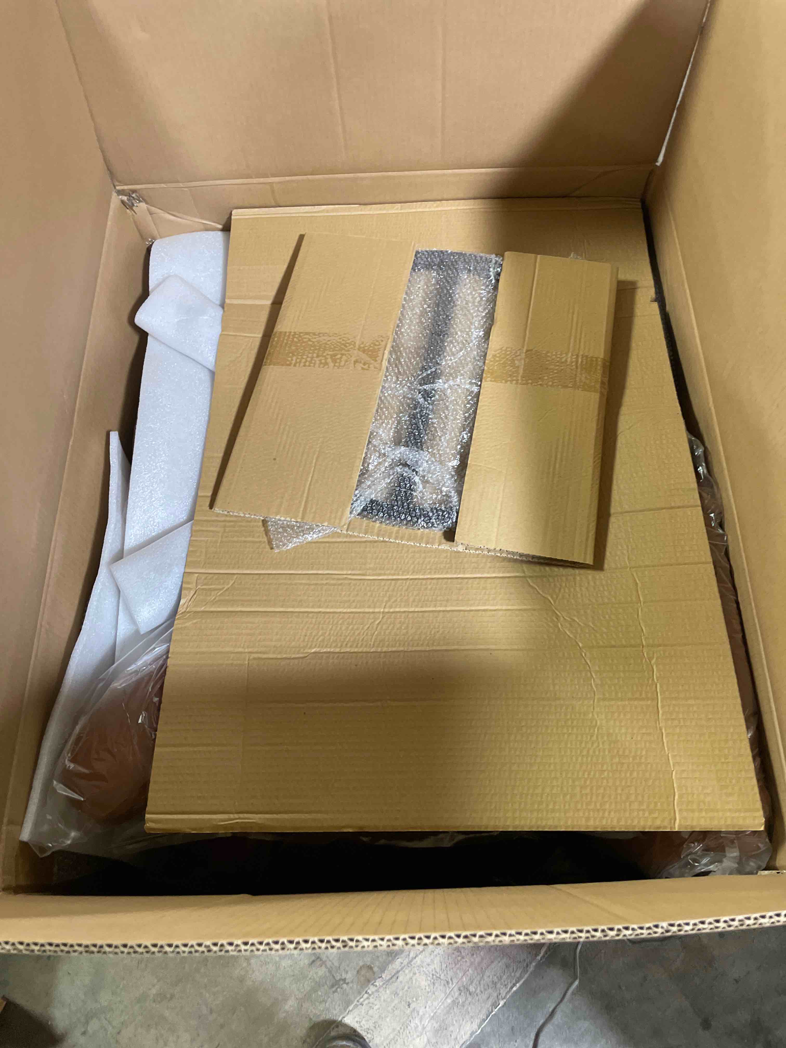 https://s3.amazonaws.com/lotting-images-prod/phillipi/GRA2154075_1758820589444.jpeg