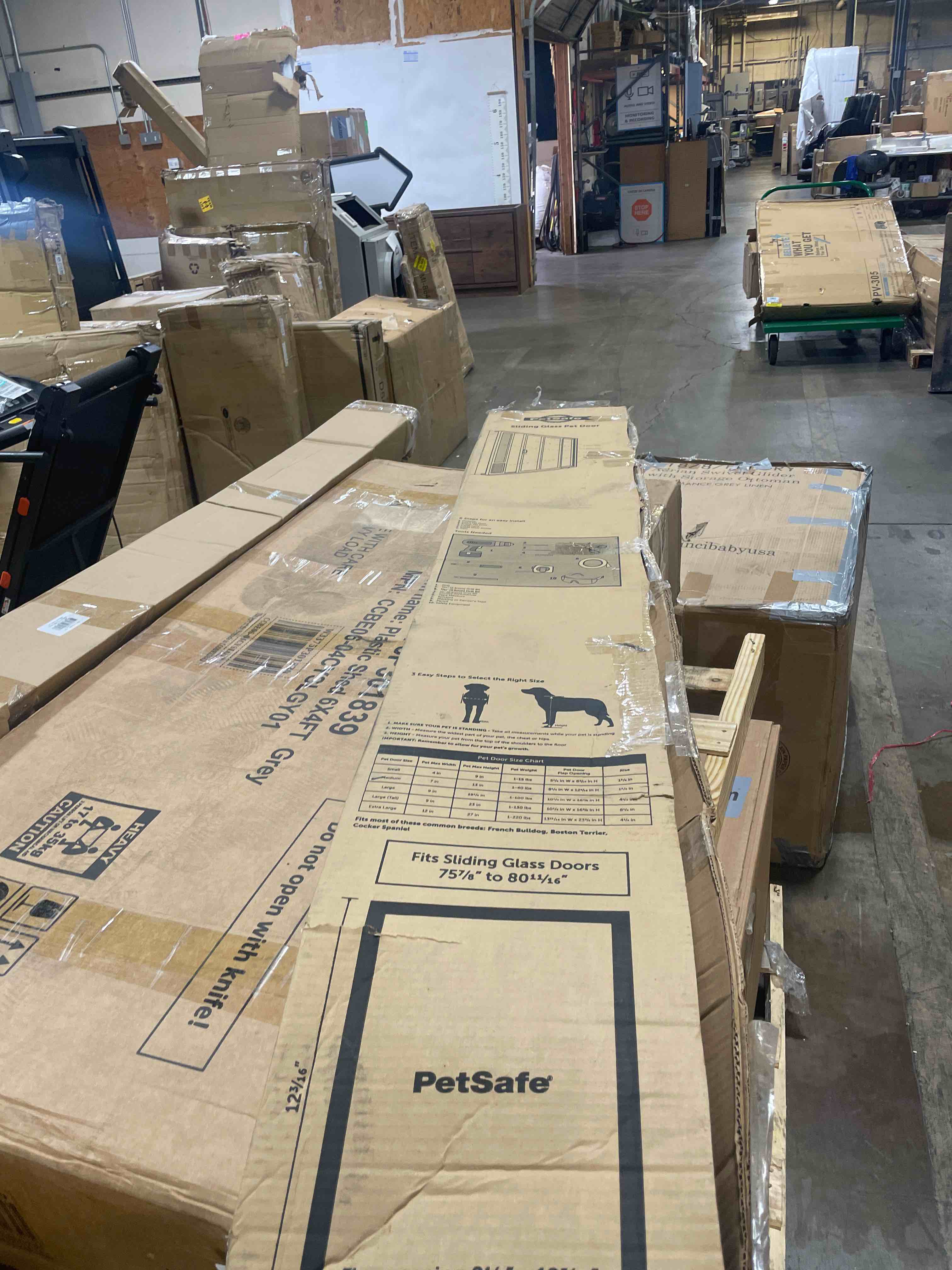 https://s3.amazonaws.com/lotting-images-prod/phillipi/GRA2154096_1758892461198.jpeg
