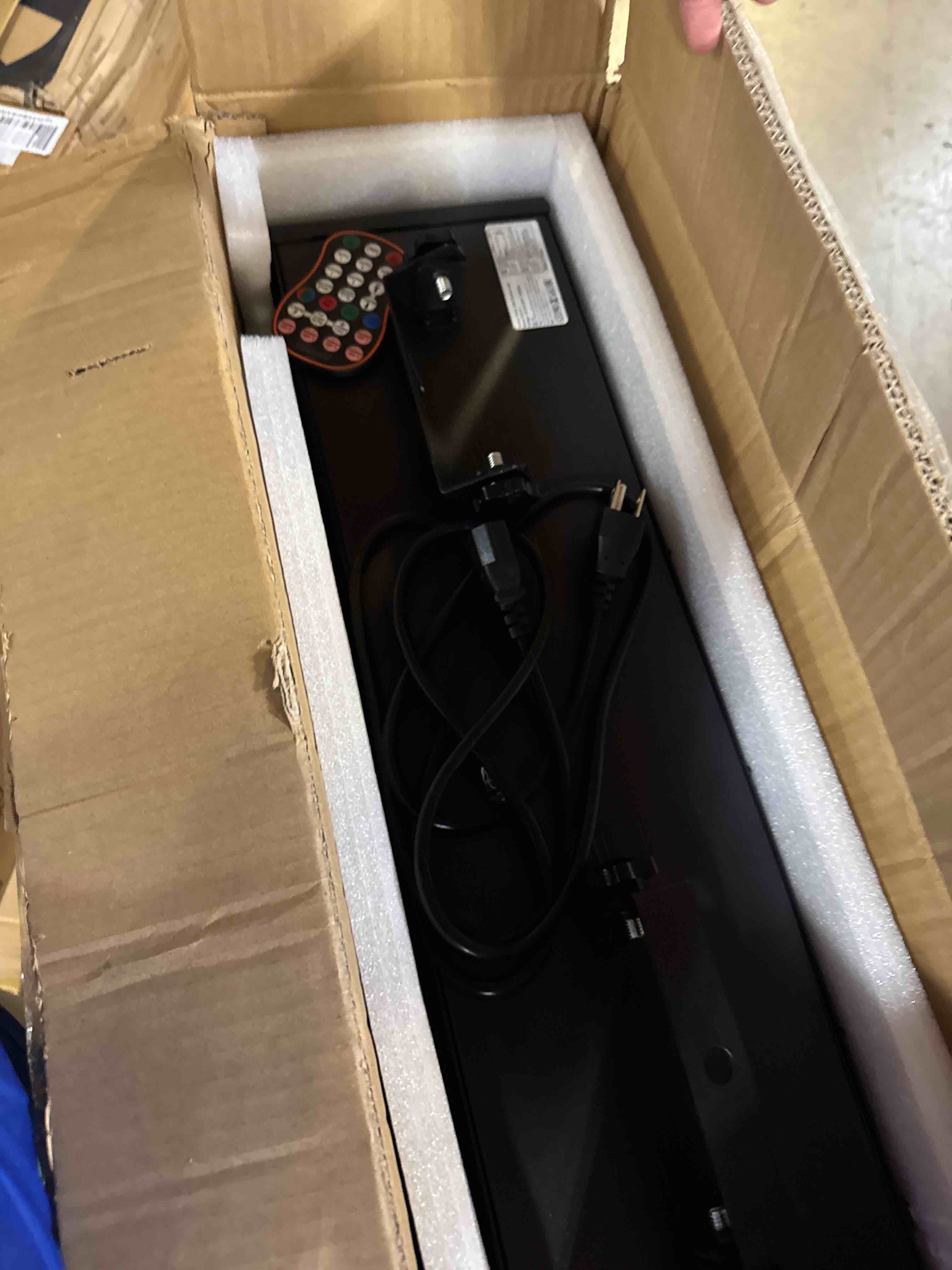 https://s3.amazonaws.com/lotting-images-prod/phillipi/GRA2154130_1759153875033.jpeg