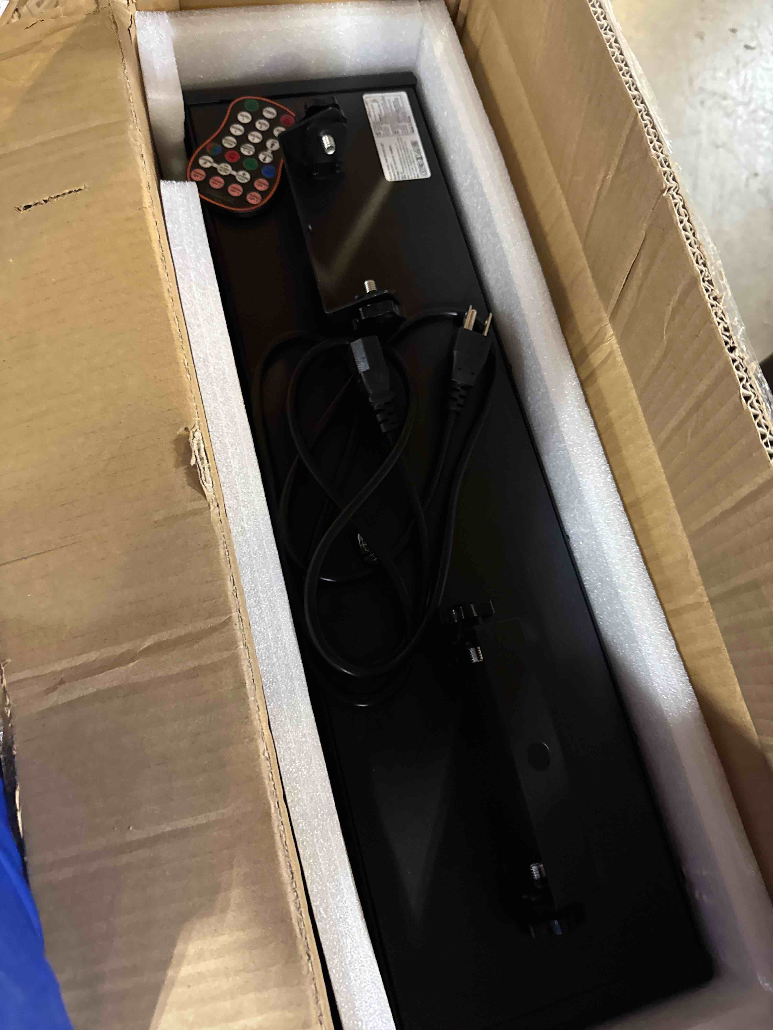 https://s3.amazonaws.com/lotting-images-prod/phillipi/GRA2154130_1759153875831.jpeg
