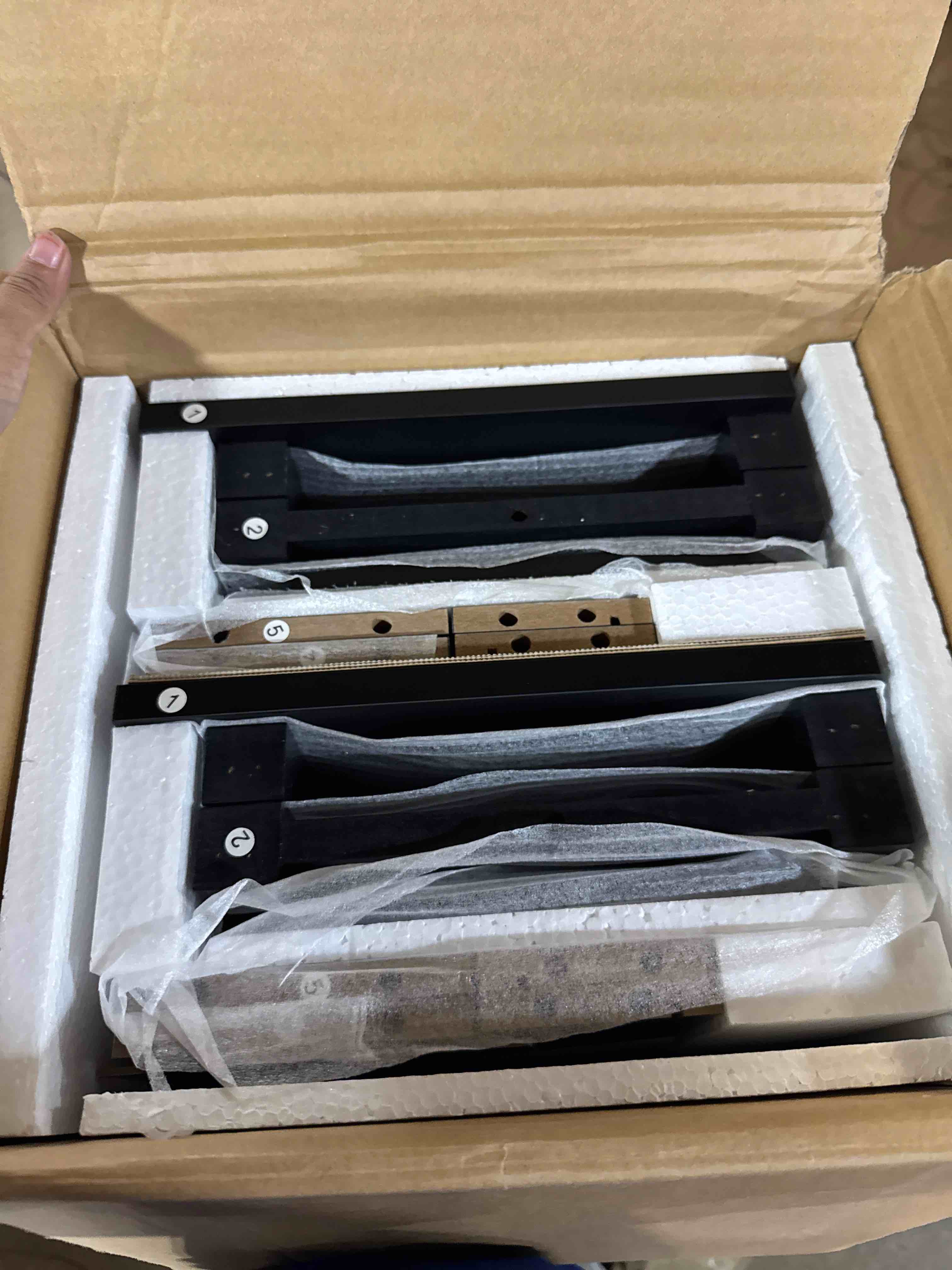 https://s3.amazonaws.com/lotting-images-prod/phillipi/GRA2154136_1759154702949.jpeg