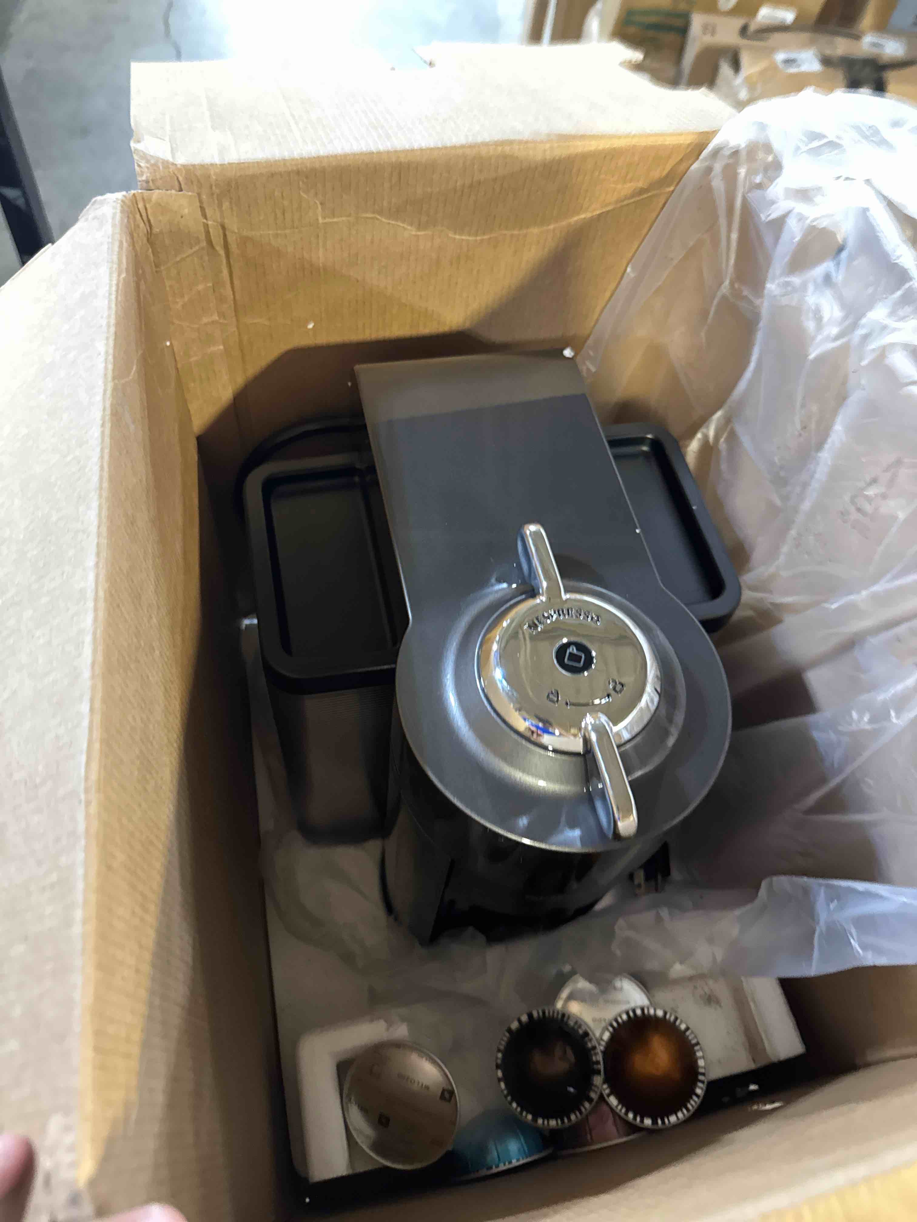 https://s3.amazonaws.com/lotting-images-prod/phillipi/GRA2154178_1759160426463.jpeg