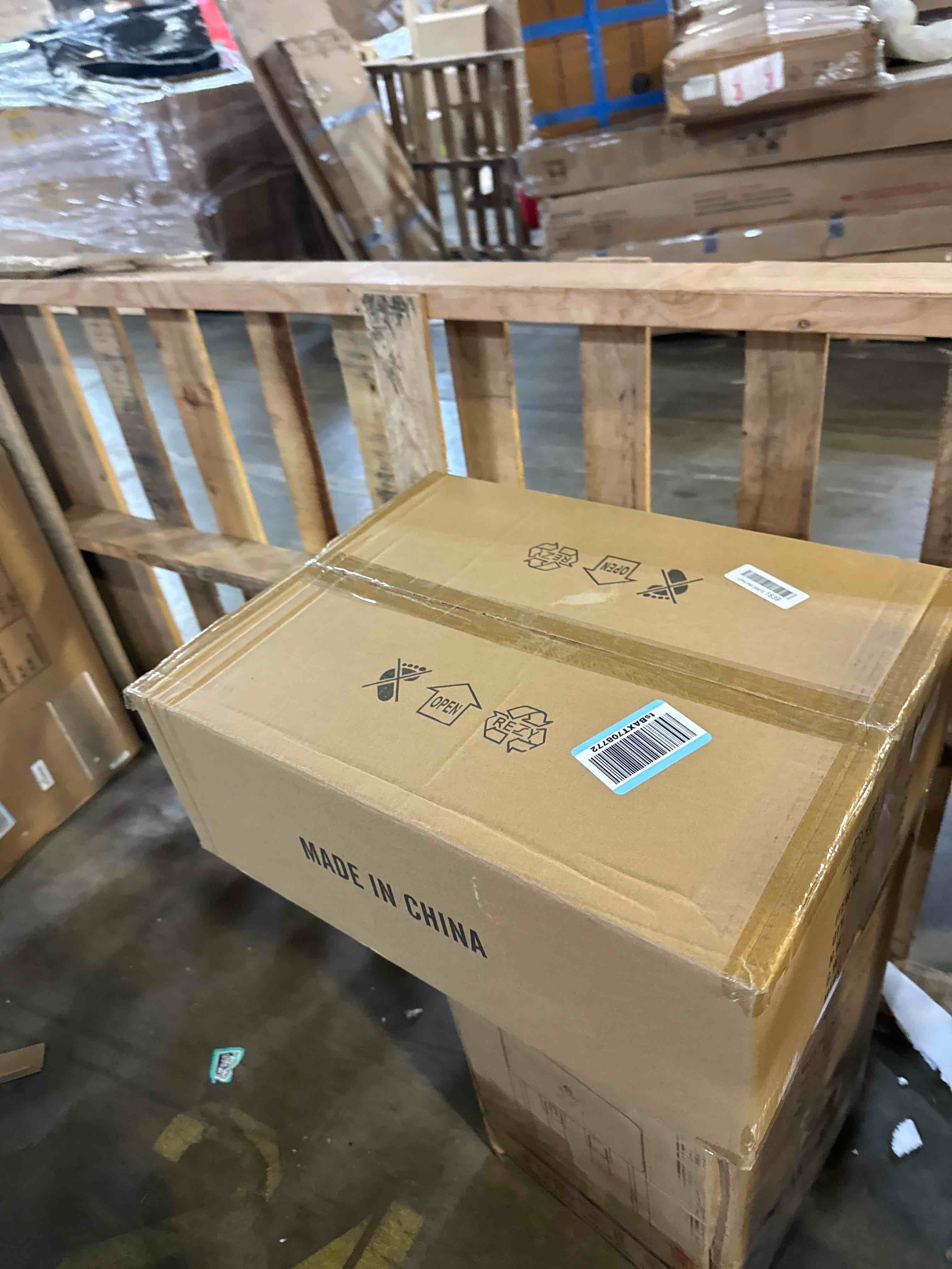 https://s3.amazonaws.com/lotting-images-prod/phillipi/GRA2154180_1759160944000.jpeg