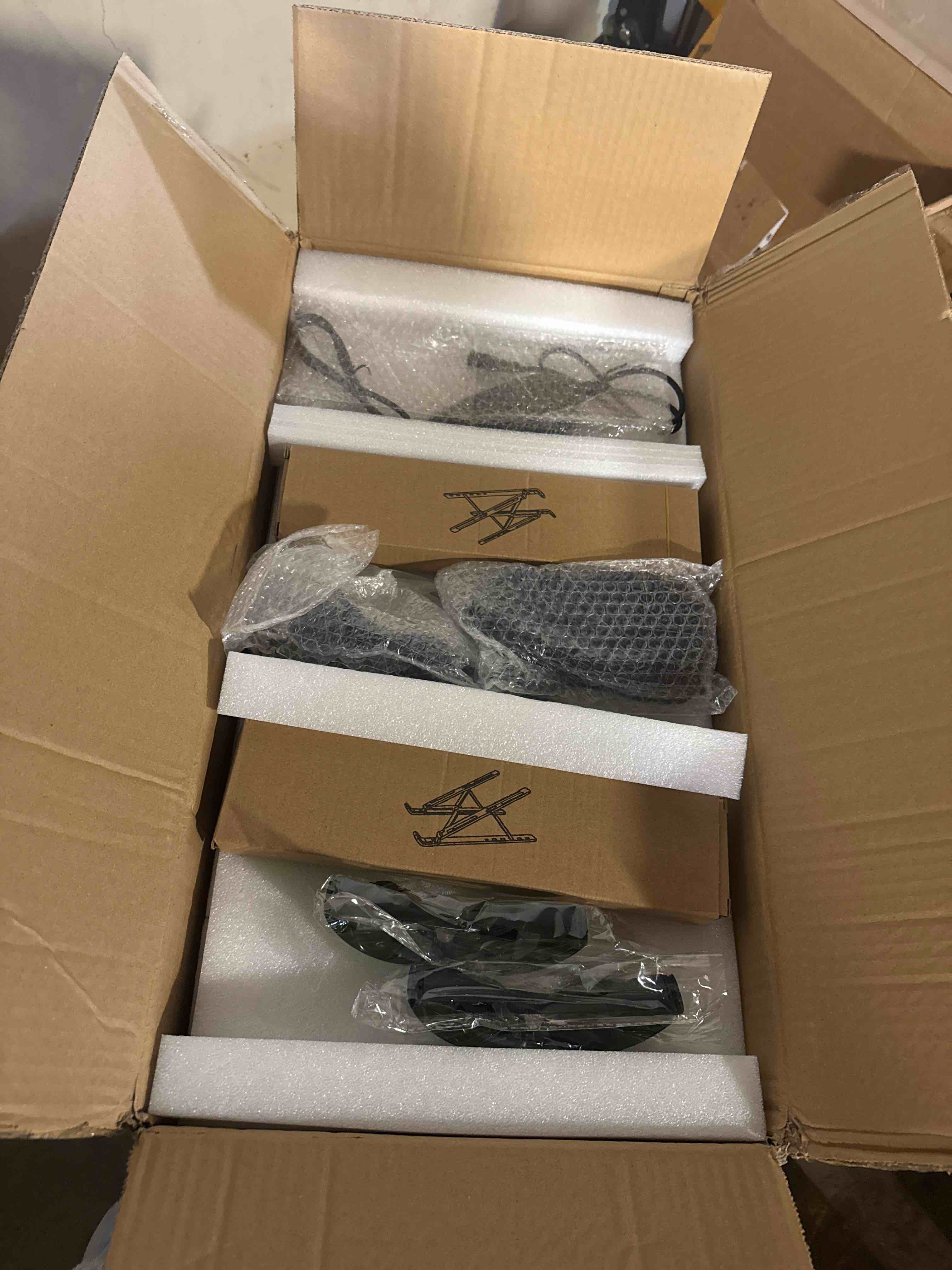 https://s3.amazonaws.com/lotting-images-prod/phillipi/GRA2154195_1759324549177.jpeg