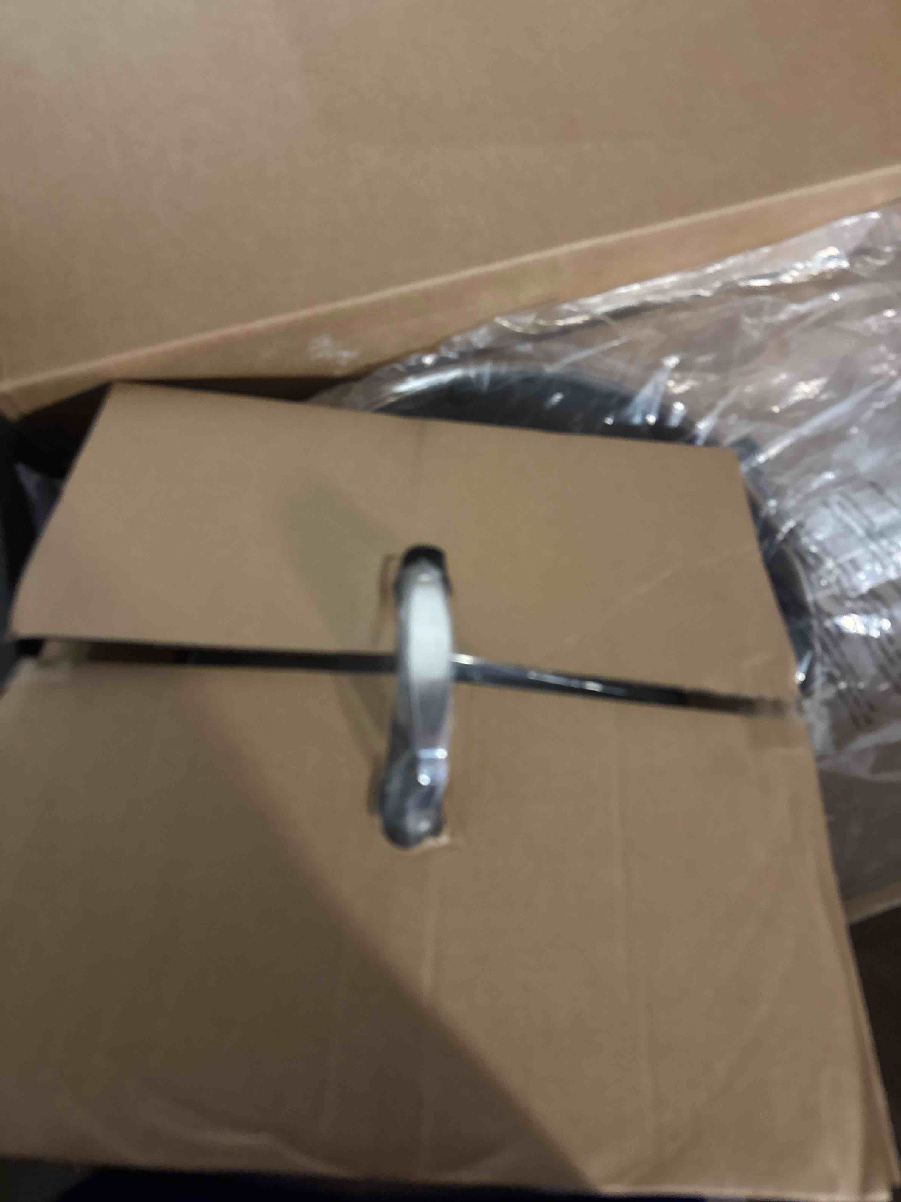 https://s3.amazonaws.com/lotting-images-prod/phillipi/GRA2154198_1759324971861.jpeg