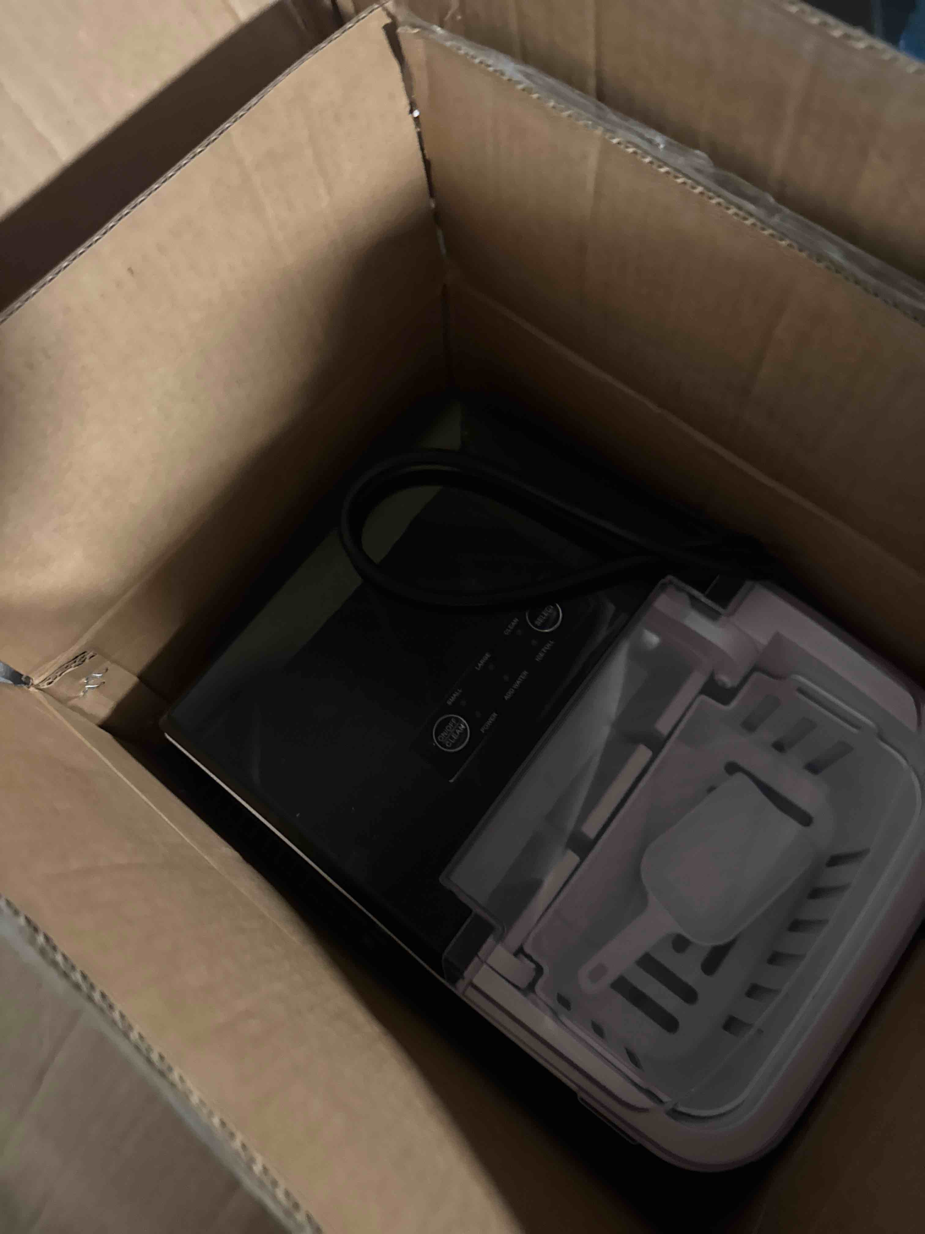 https://s3.amazonaws.com/lotting-images-prod/phillipi/GRA2154202_1759325610047.jpeg
