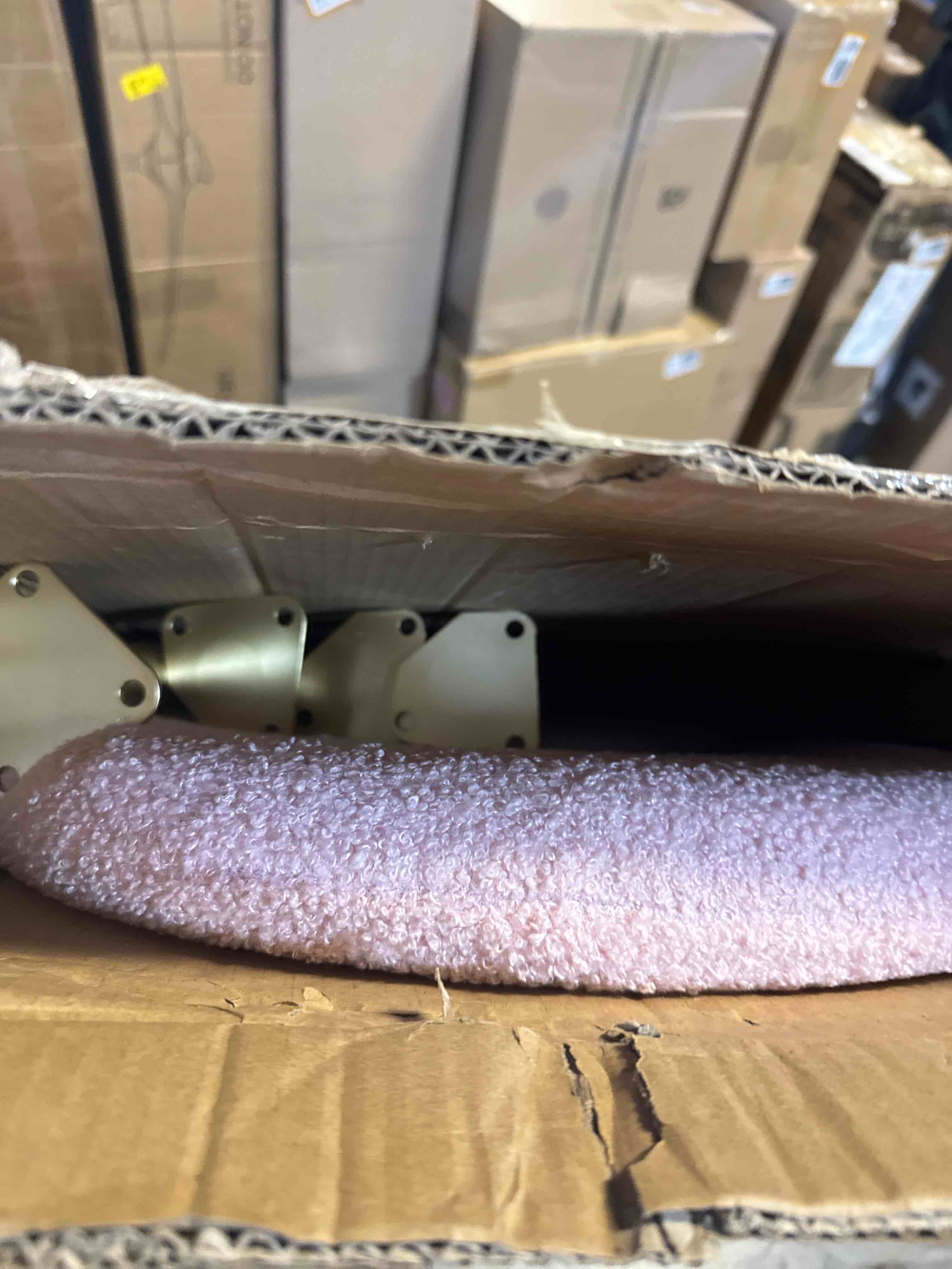 https://s3.amazonaws.com/lotting-images-prod/phillipi/GRA2154218_1759420780867.jpeg
