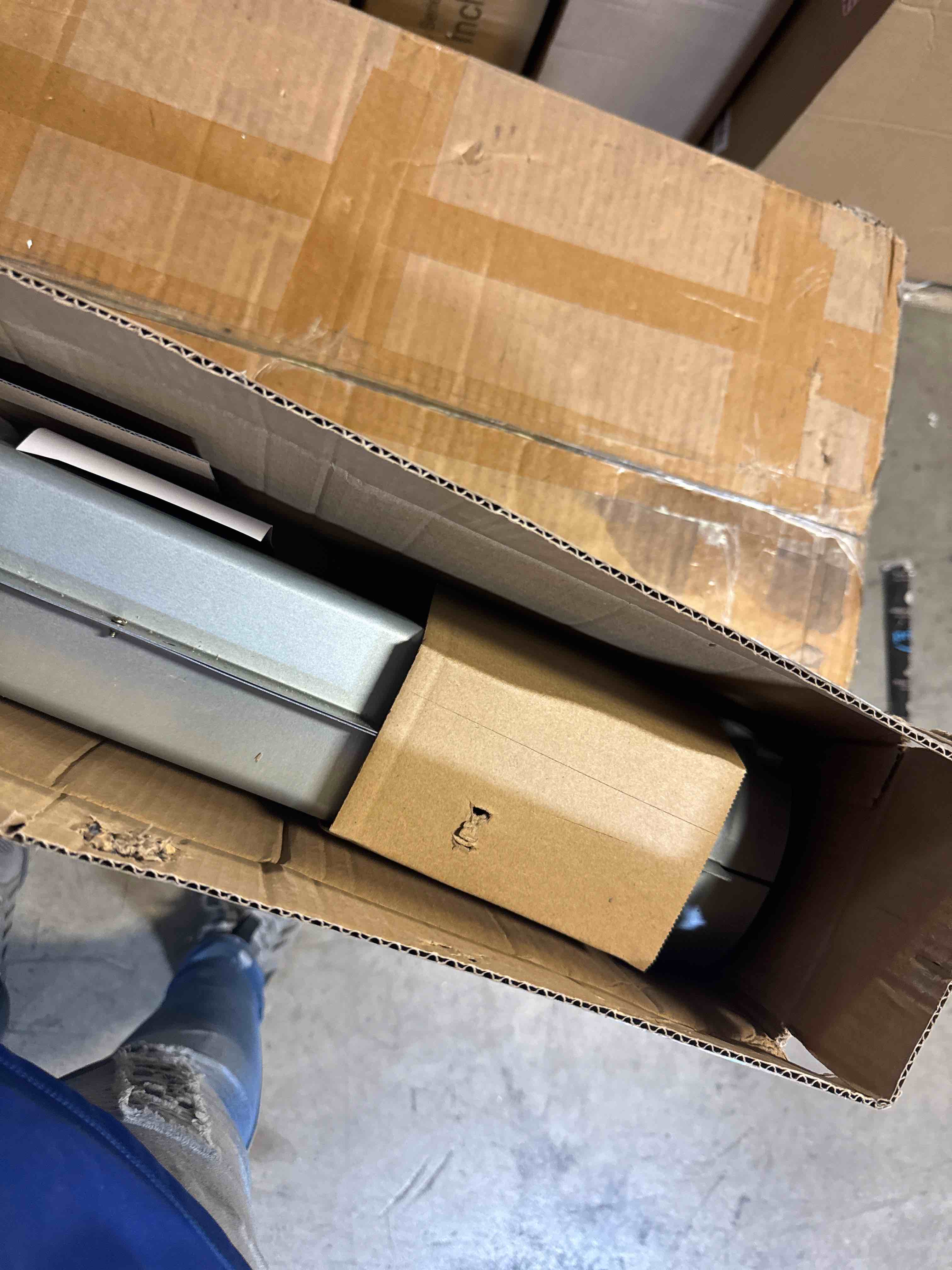 https://s3.amazonaws.com/lotting-images-prod/phillipi/GRA2154226_1759421726231.jpeg