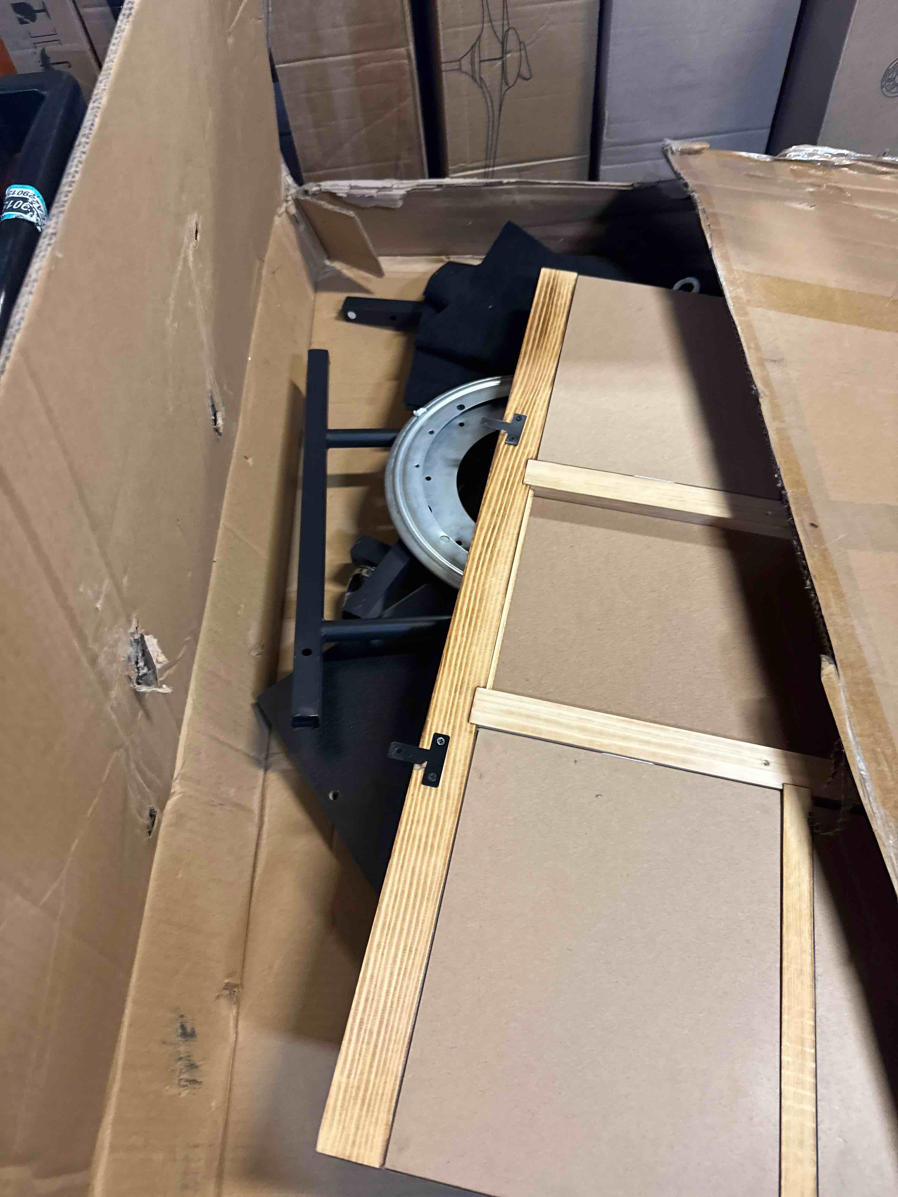 https://s3.amazonaws.com/lotting-images-prod/phillipi/GRA2154235_1759422771354.jpeg