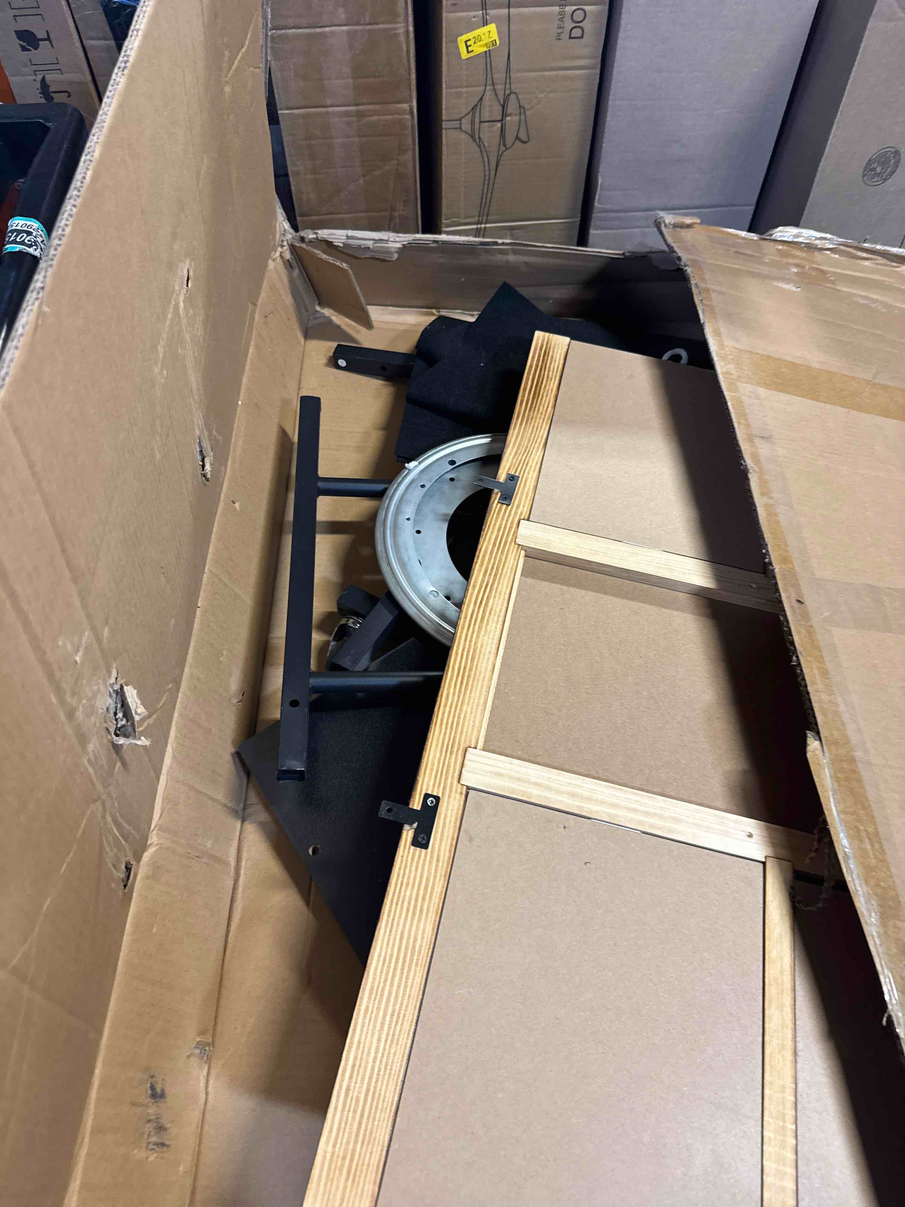 https://s3.amazonaws.com/lotting-images-prod/phillipi/GRA2154235_1759422772300.jpeg