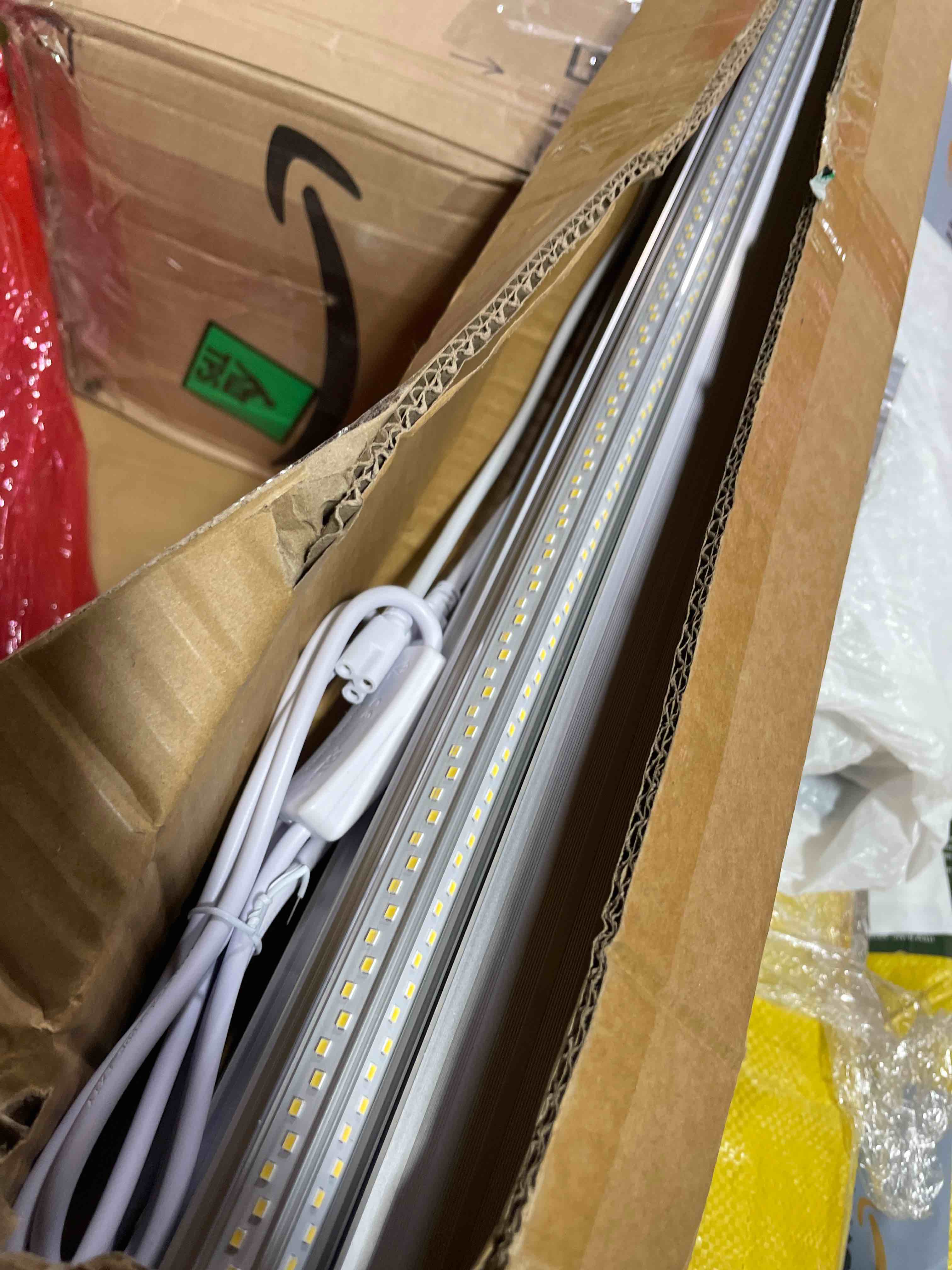 https://s3.amazonaws.com/lotting-images-prod/phillipi/GRA2154296_1759860883411.jpeg