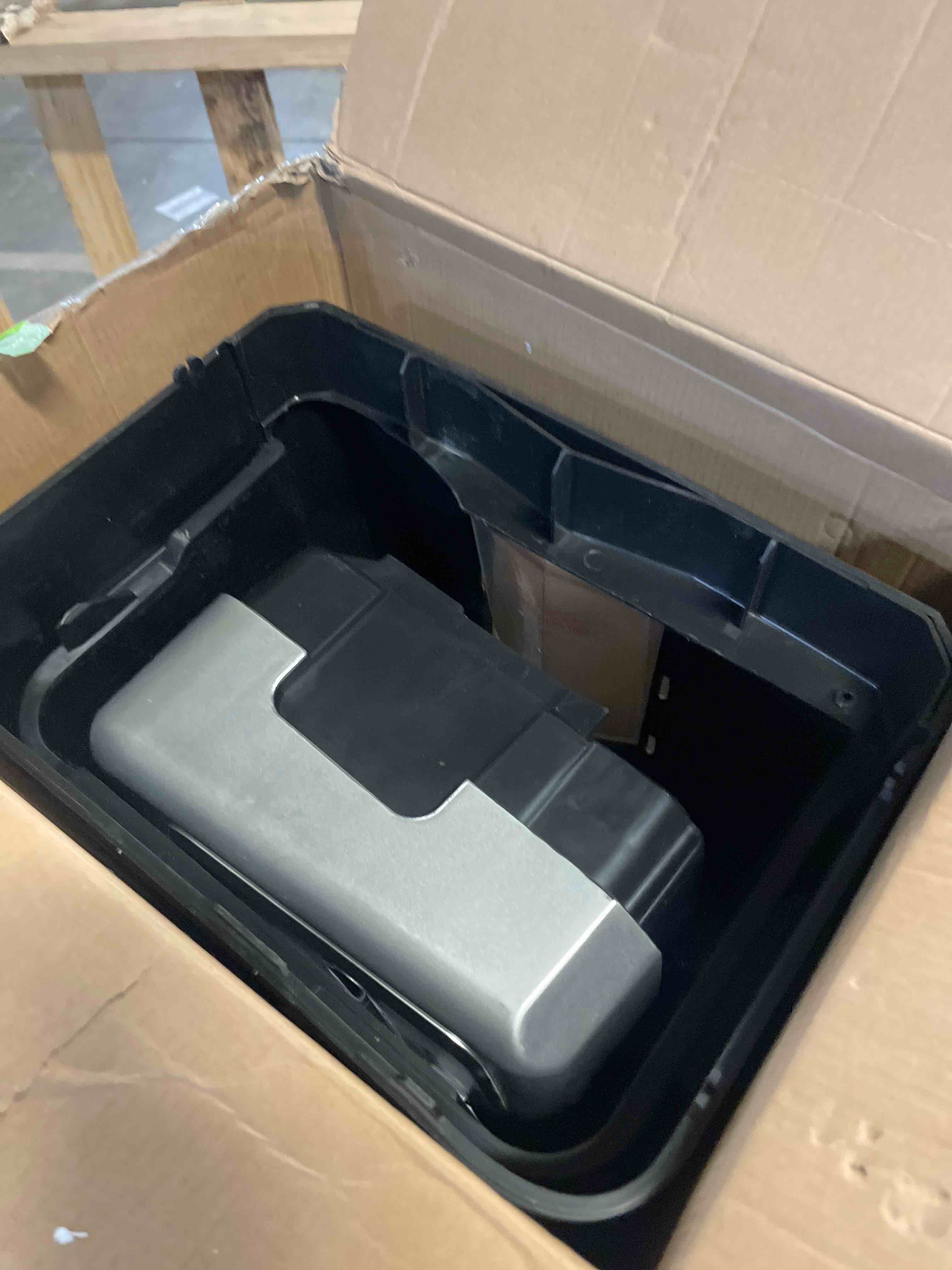https://s3.amazonaws.com/lotting-images-prod/phillipi/GRA2154319_1760462725355.jpeg