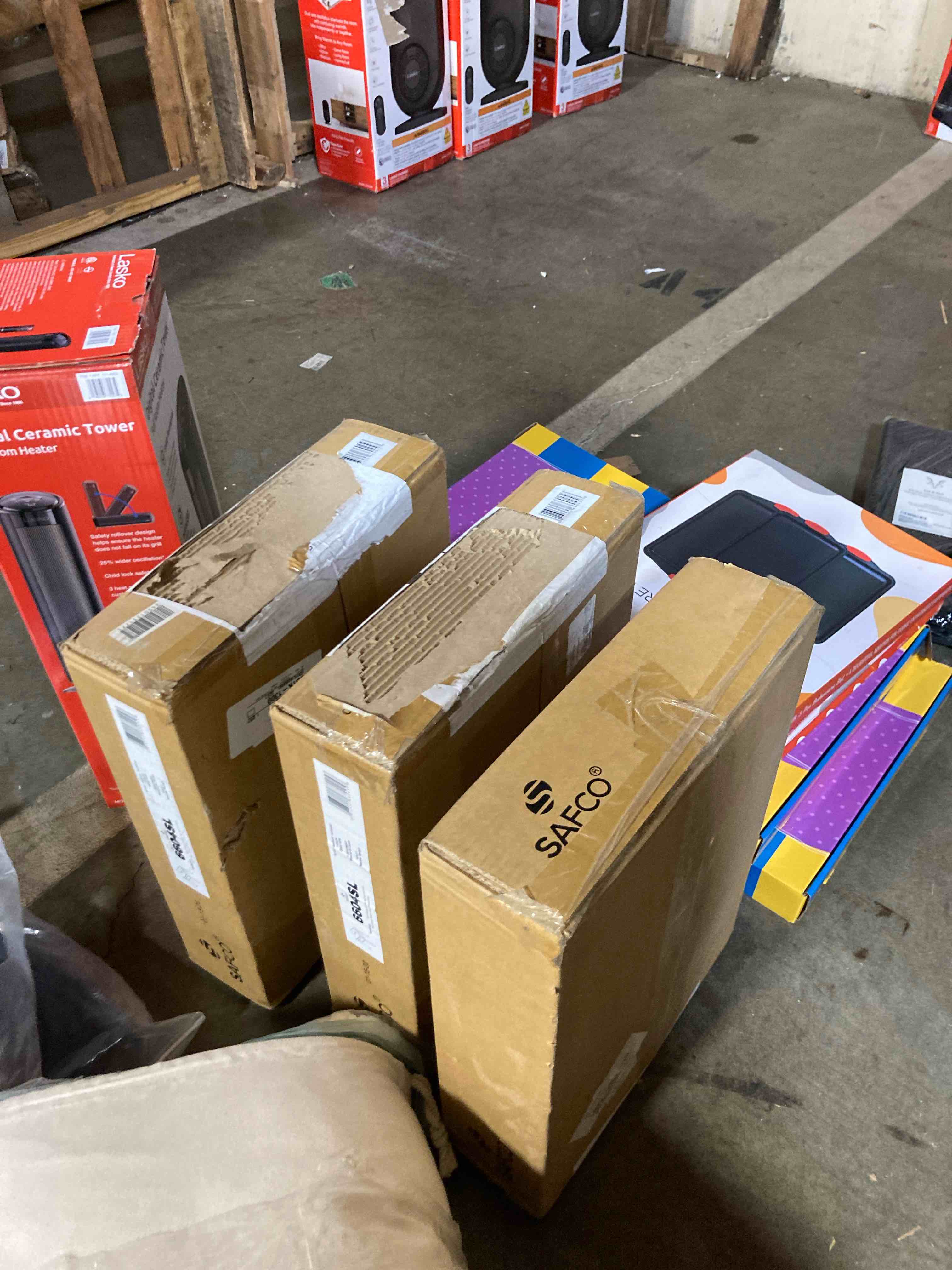https://s3.amazonaws.com/lotting-images-prod/phillipi/GRA2155004_1743520049384.jpeg