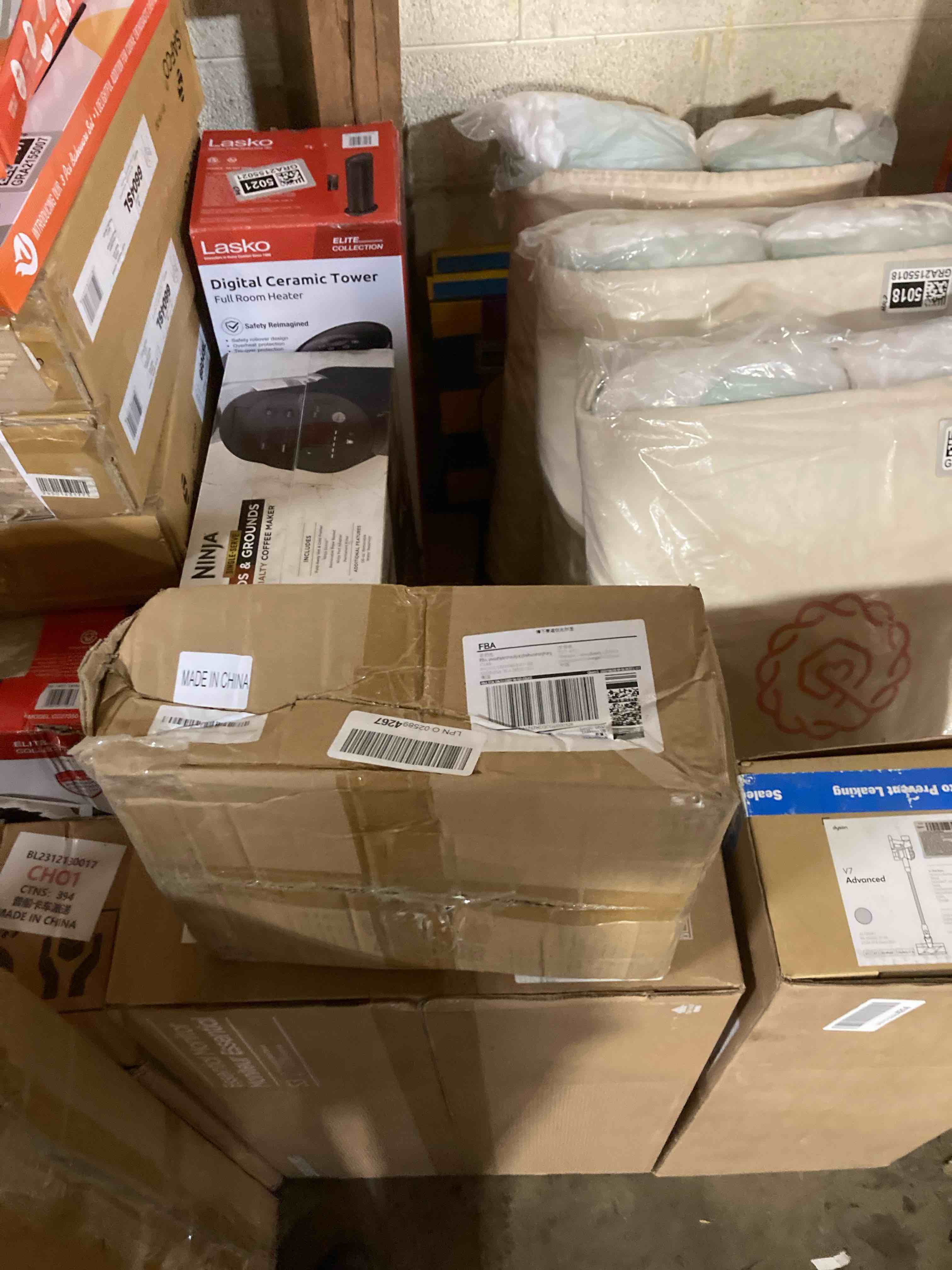 https://s3.amazonaws.com/lotting-images-prod/phillipi/GRA2155032_1743523004591.jpeg