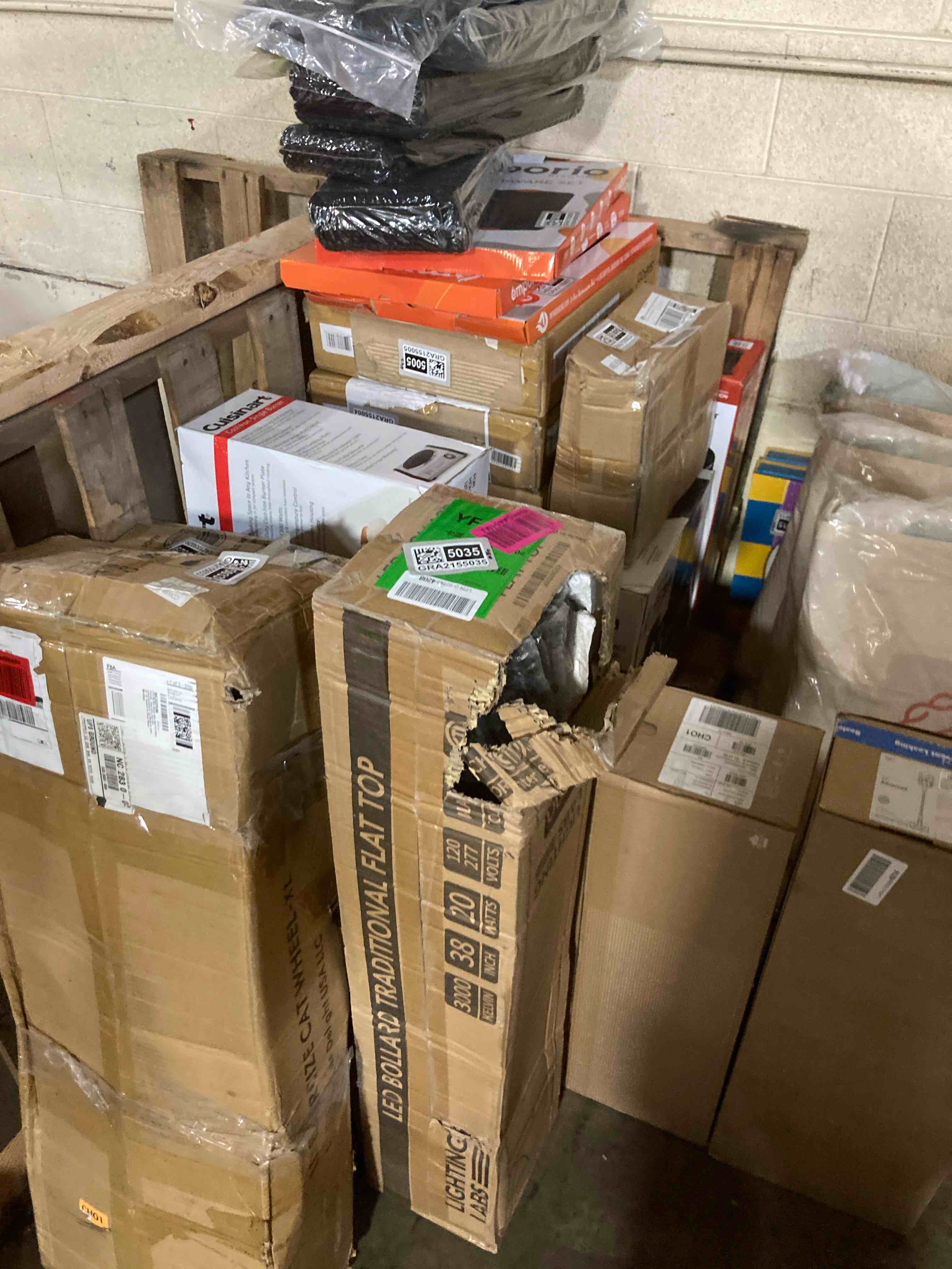 https://s3.amazonaws.com/lotting-images-prod/phillipi/GRA2155035_1743523372374.jpeg