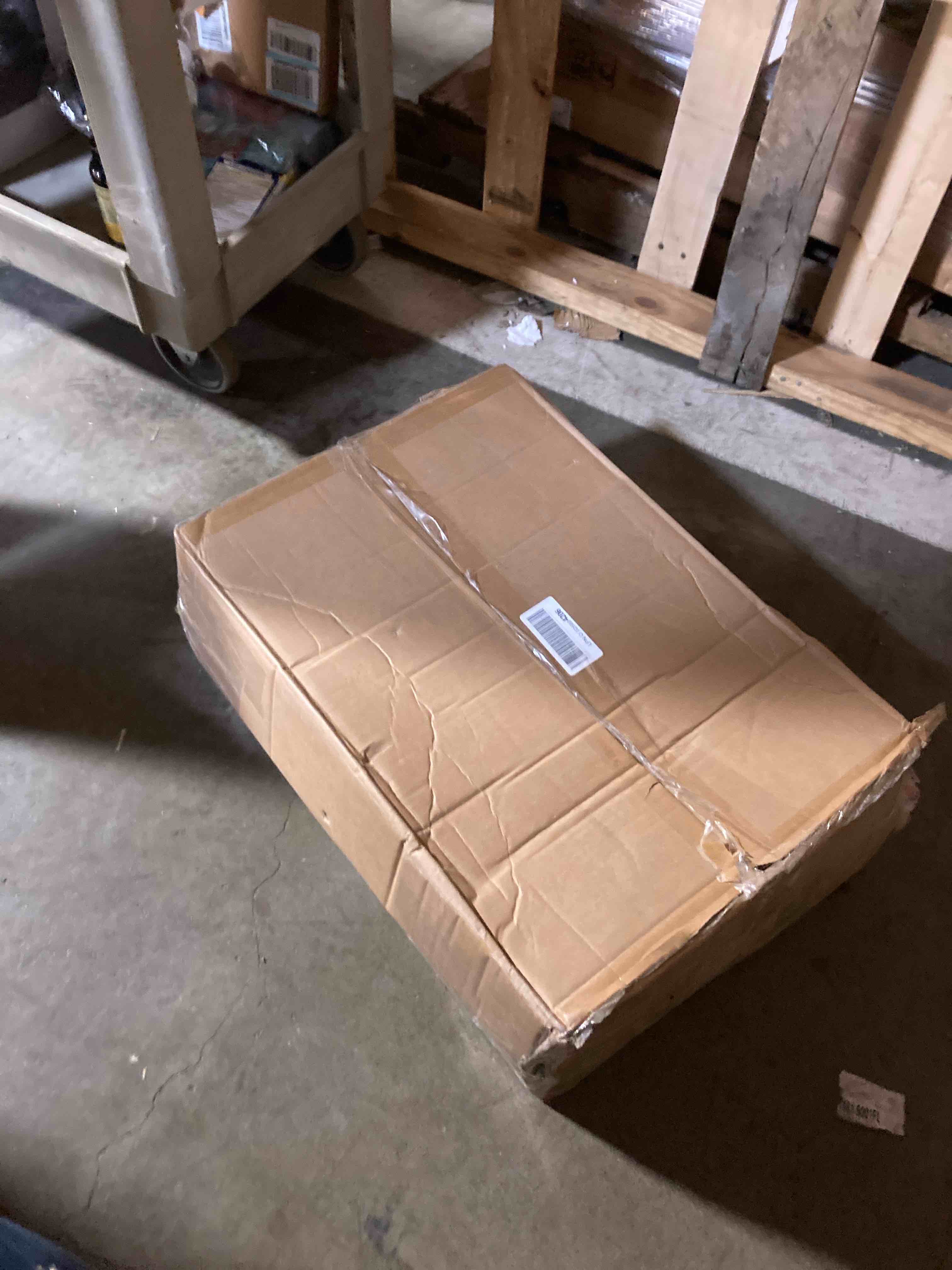 https://s3.amazonaws.com/lotting-images-prod/phillipi/GRA2155049_1743525089575.jpeg