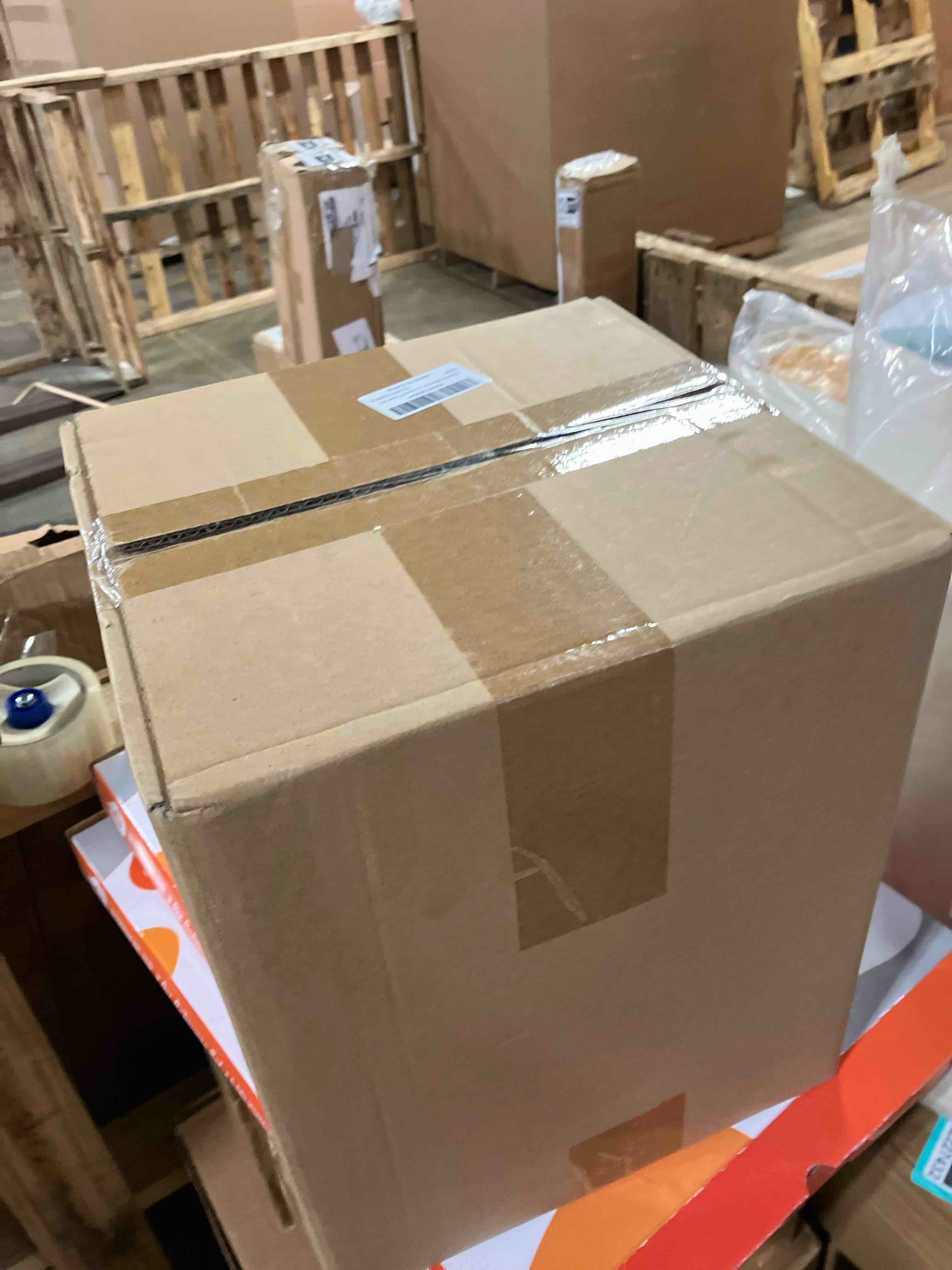 https://s3.amazonaws.com/lotting-images-prod/phillipi/GRA2155096_1743533942930.jpeg