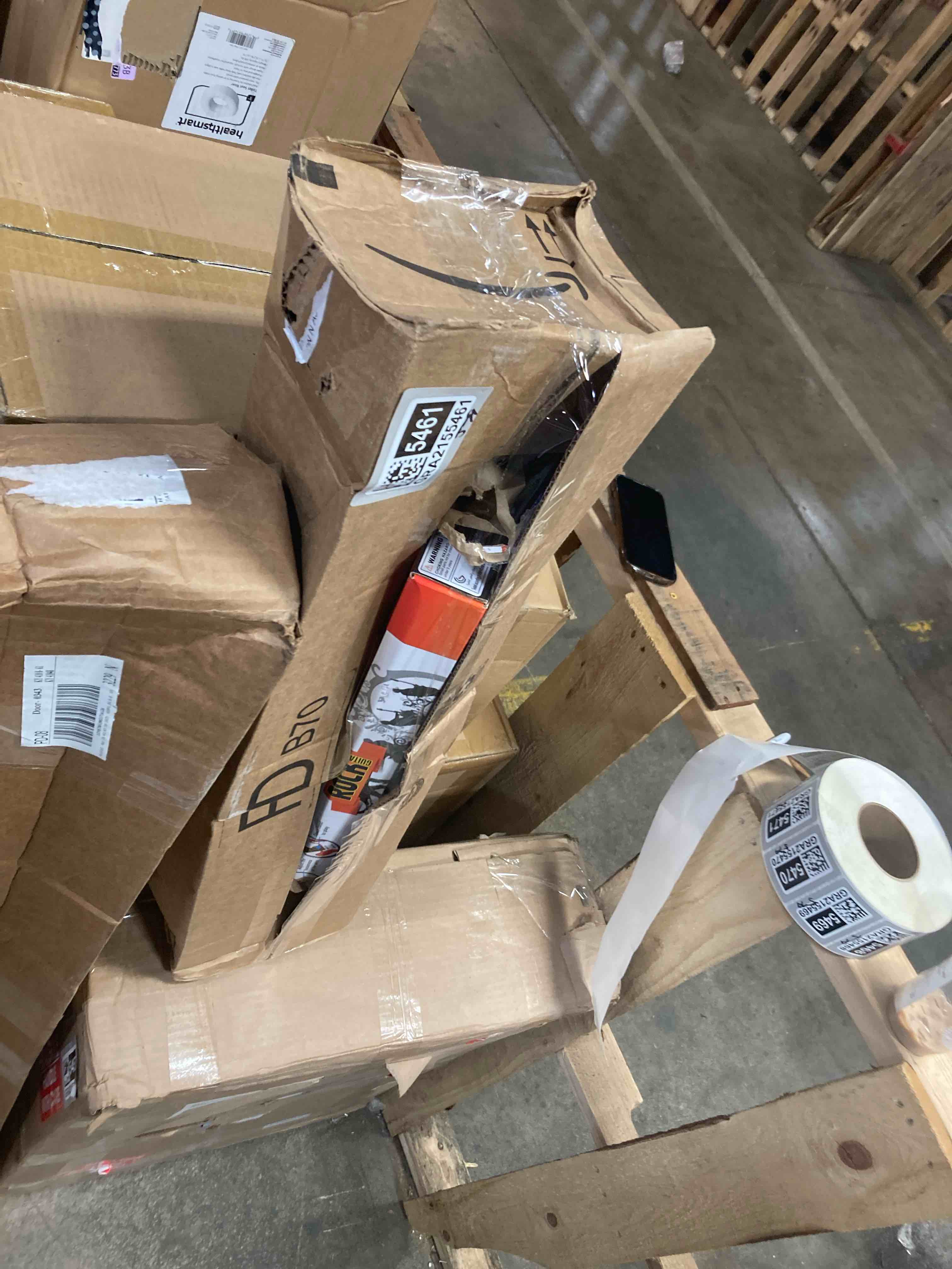 https://s3.amazonaws.com/lotting-images-prod/phillipi/GRA2155461_1744819352343.jpeg