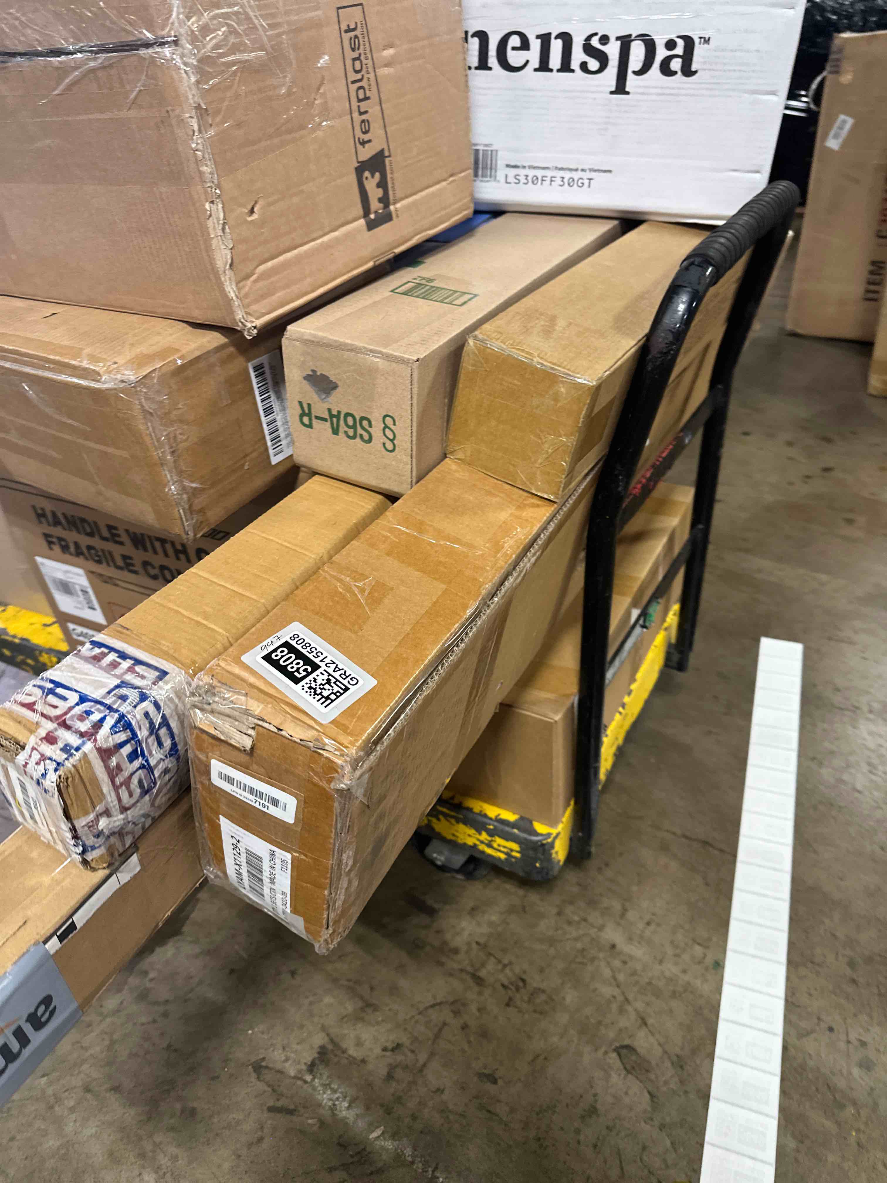https://s3.amazonaws.com/lotting-images-prod/phillipi/GRA2155808_1750272195679.jpeg
