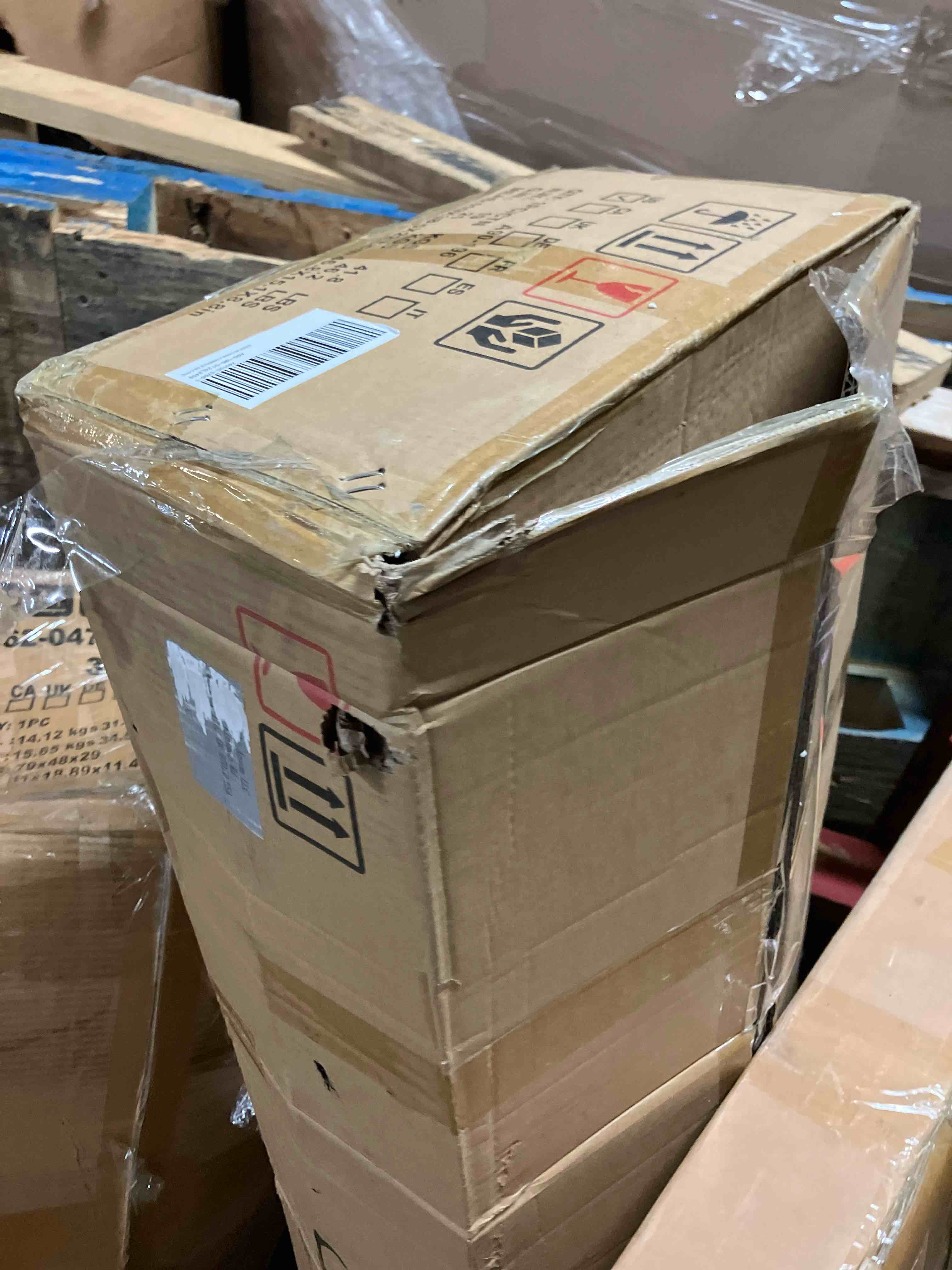 https://s3.amazonaws.com/lotting-images-prod/phillipi/GRA2156019_1752077774240.jpeg